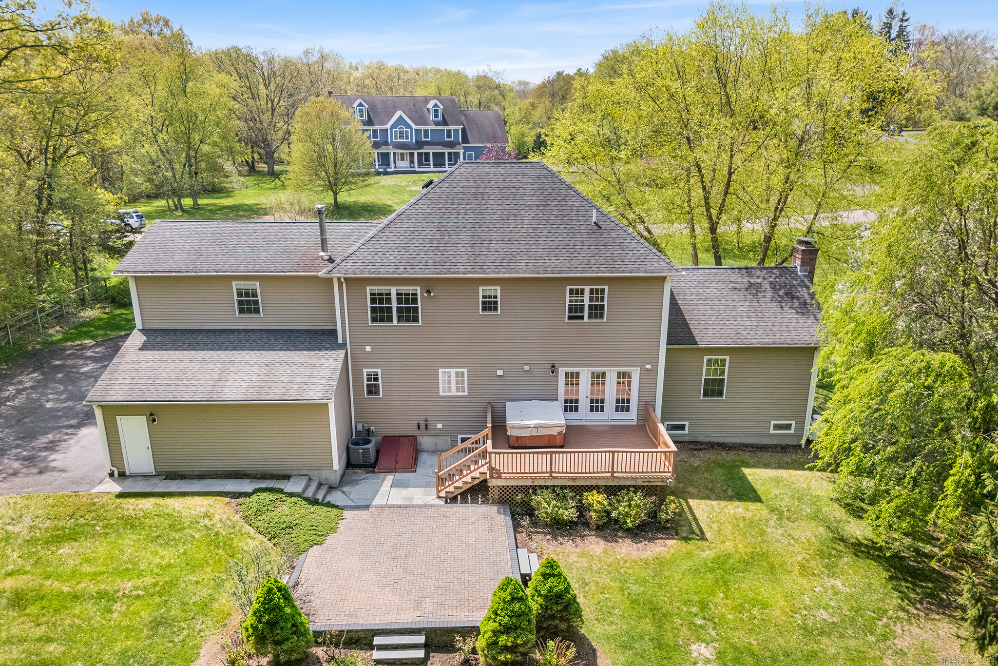 11 Aldo, Woodbridge, Connecticut 06525