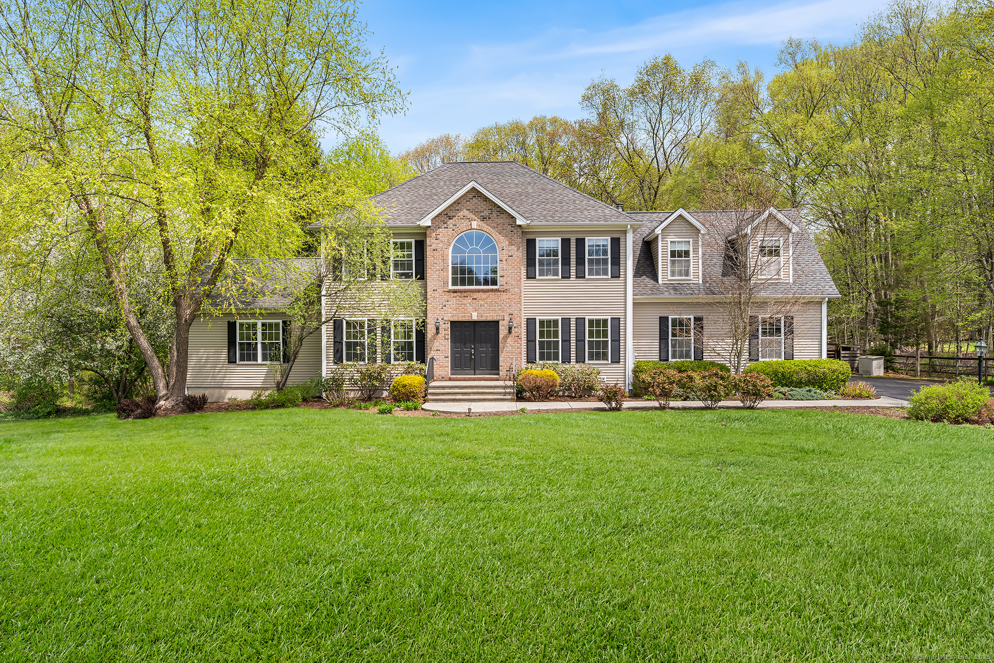 11 Aldo, Woodbridge, Connecticut 06525