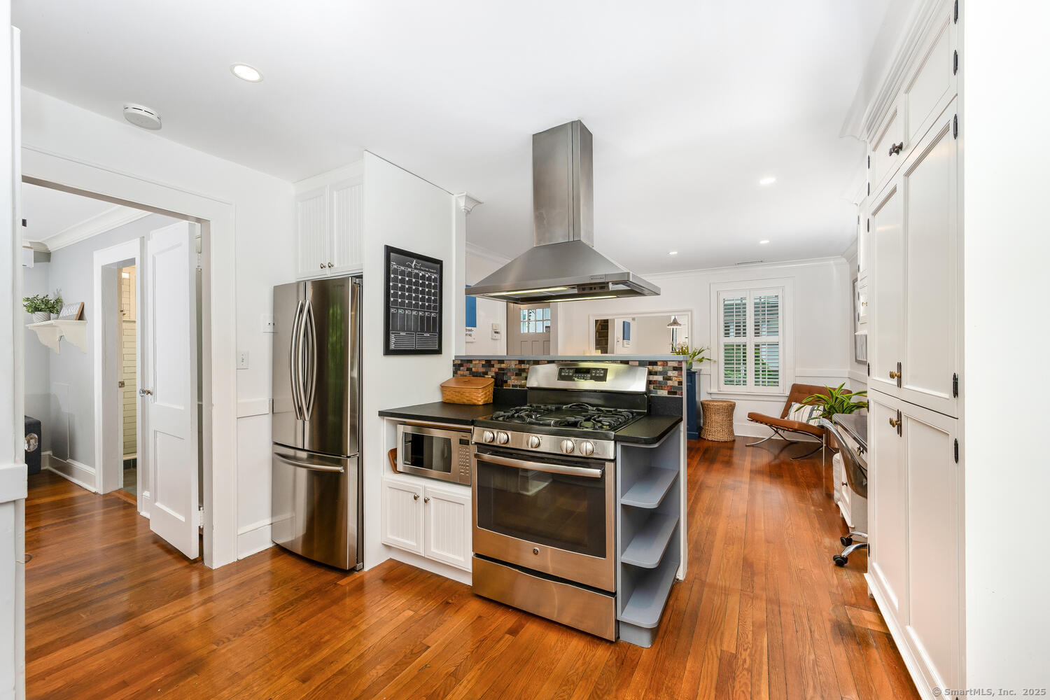 639 Center, Fairfield, Connecticut 06890