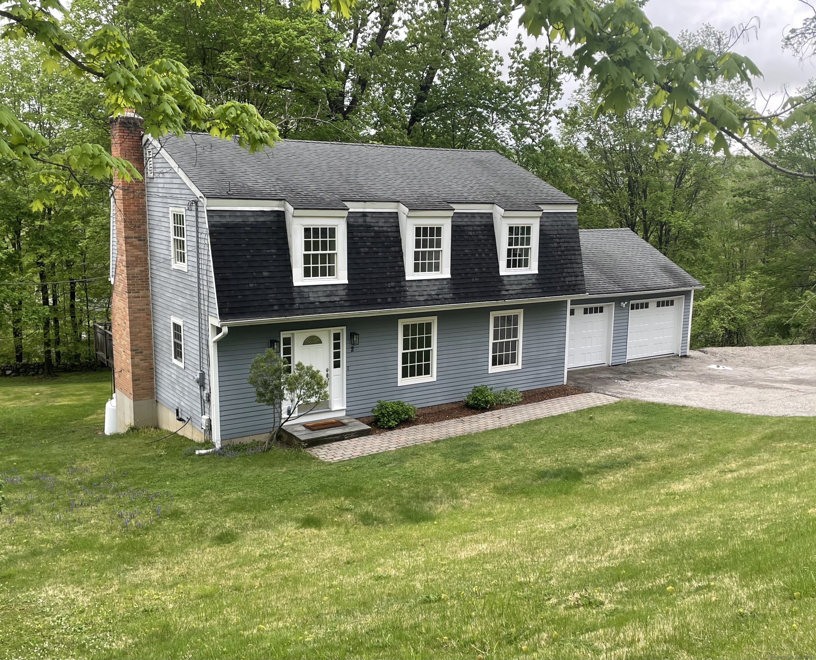 2 Old Middle, Brookfield, Connecticut 06804