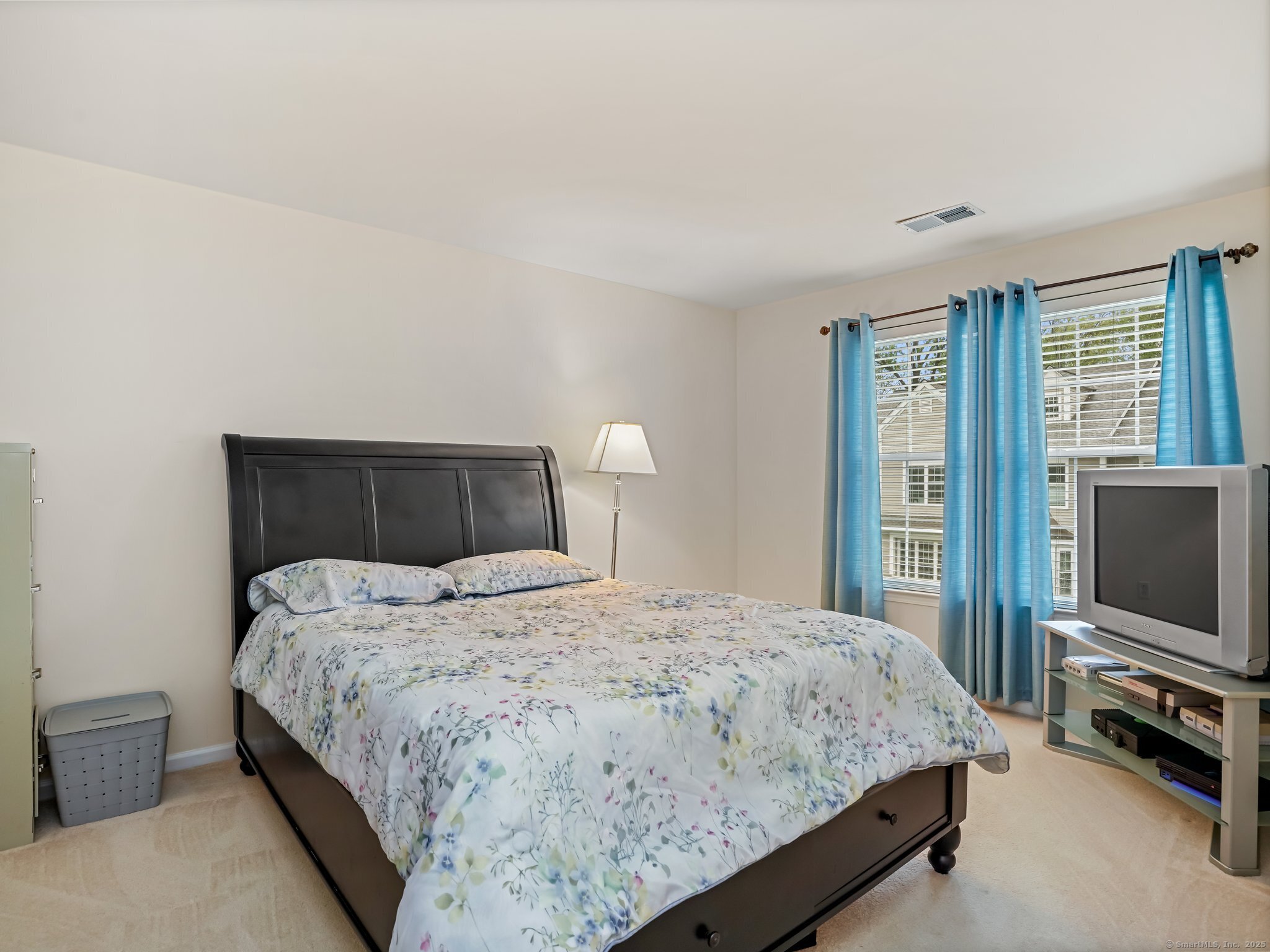 4 Cambridge, Danbury, Connecticut 06811