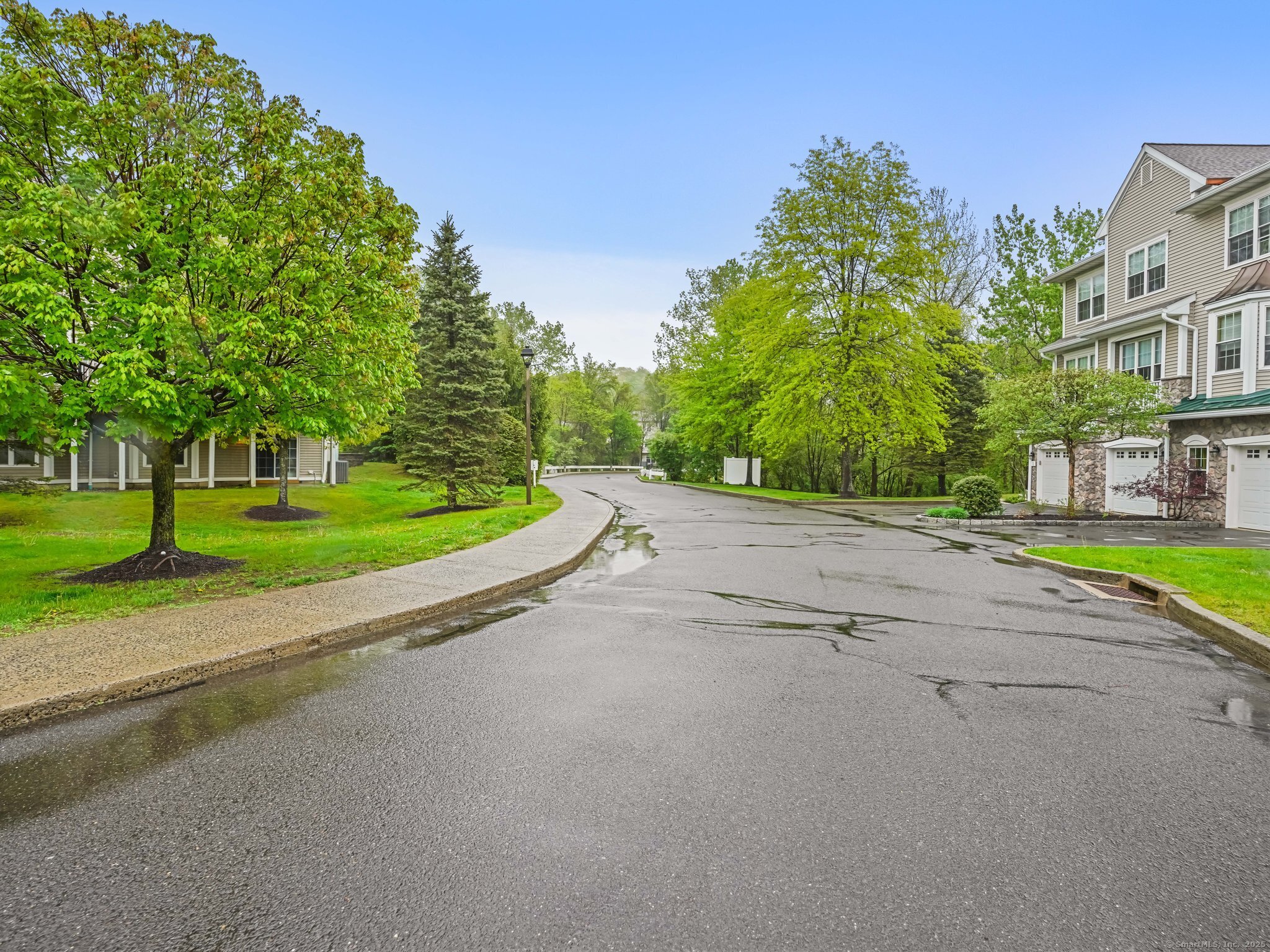 4 Cambridge, Danbury, Connecticut 06811