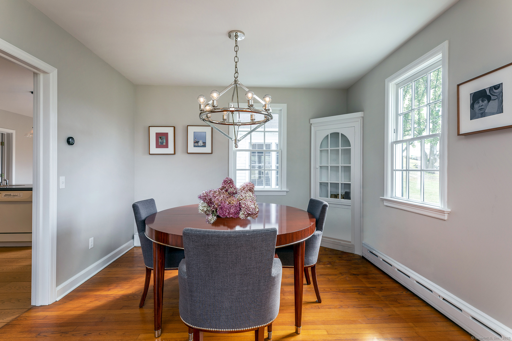 108 East, Washington, Connecticut 06793