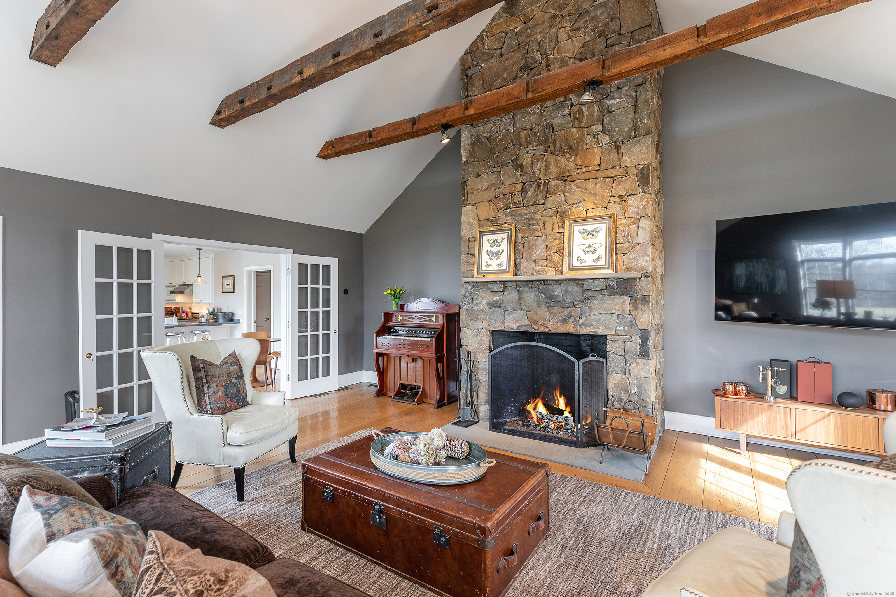 108 East, Washington, Connecticut 06793
