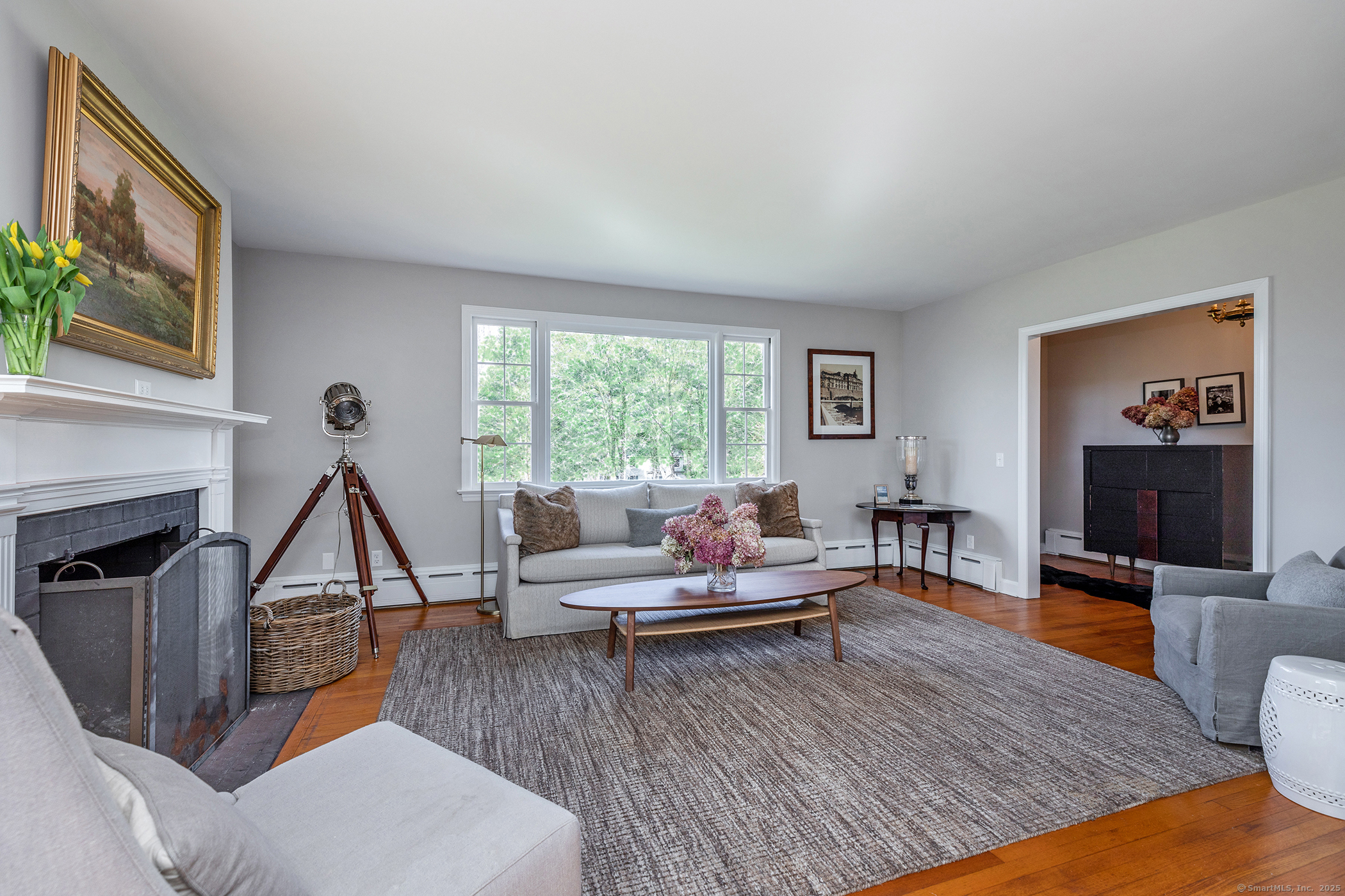 108 East, Washington, Connecticut 06793
