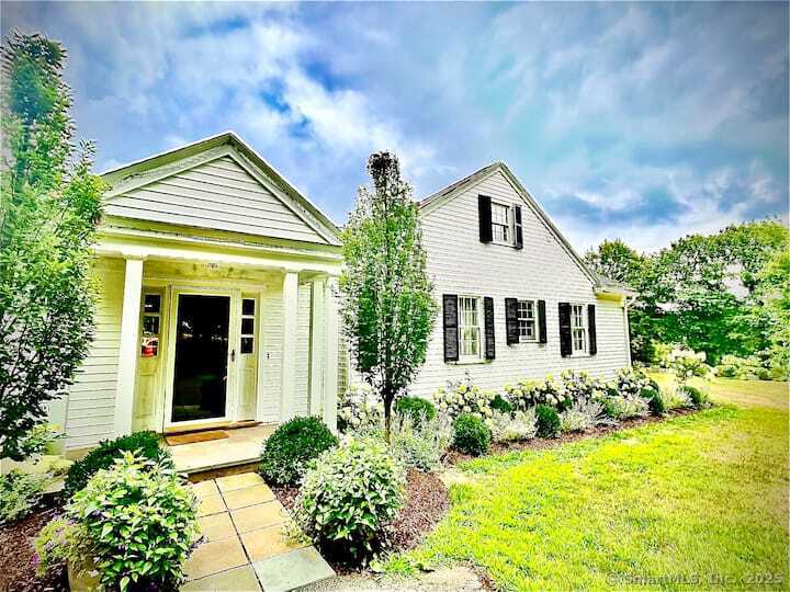 108 East, Washington, Connecticut 06793