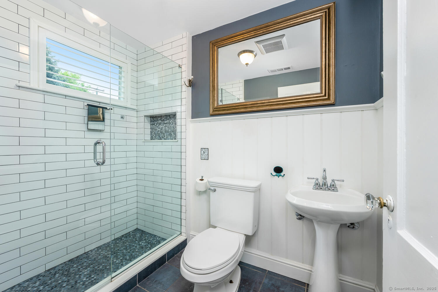 639 Center, Fairfield, Connecticut 06890