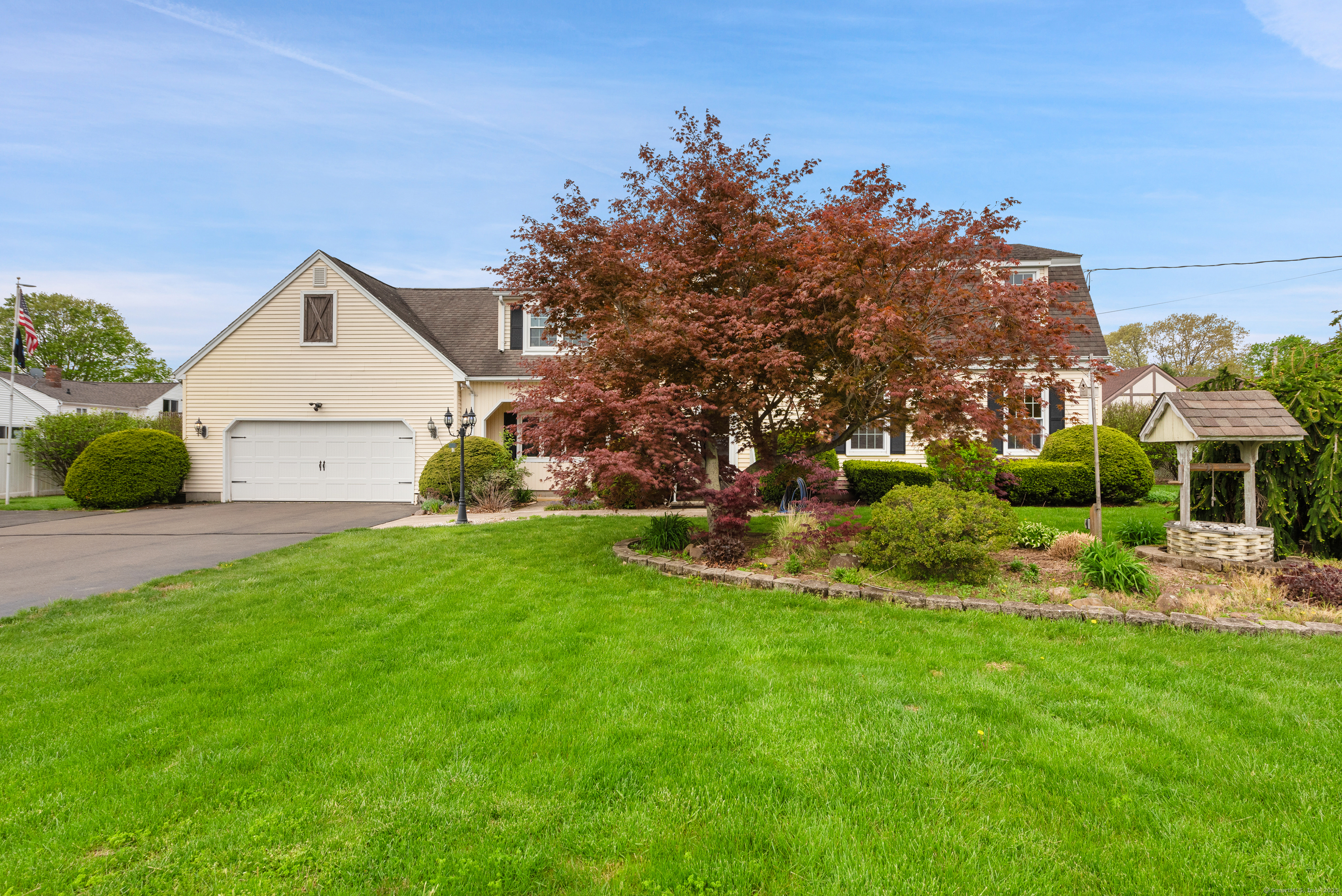 154 Rock, North Haven, Connecticut 06473