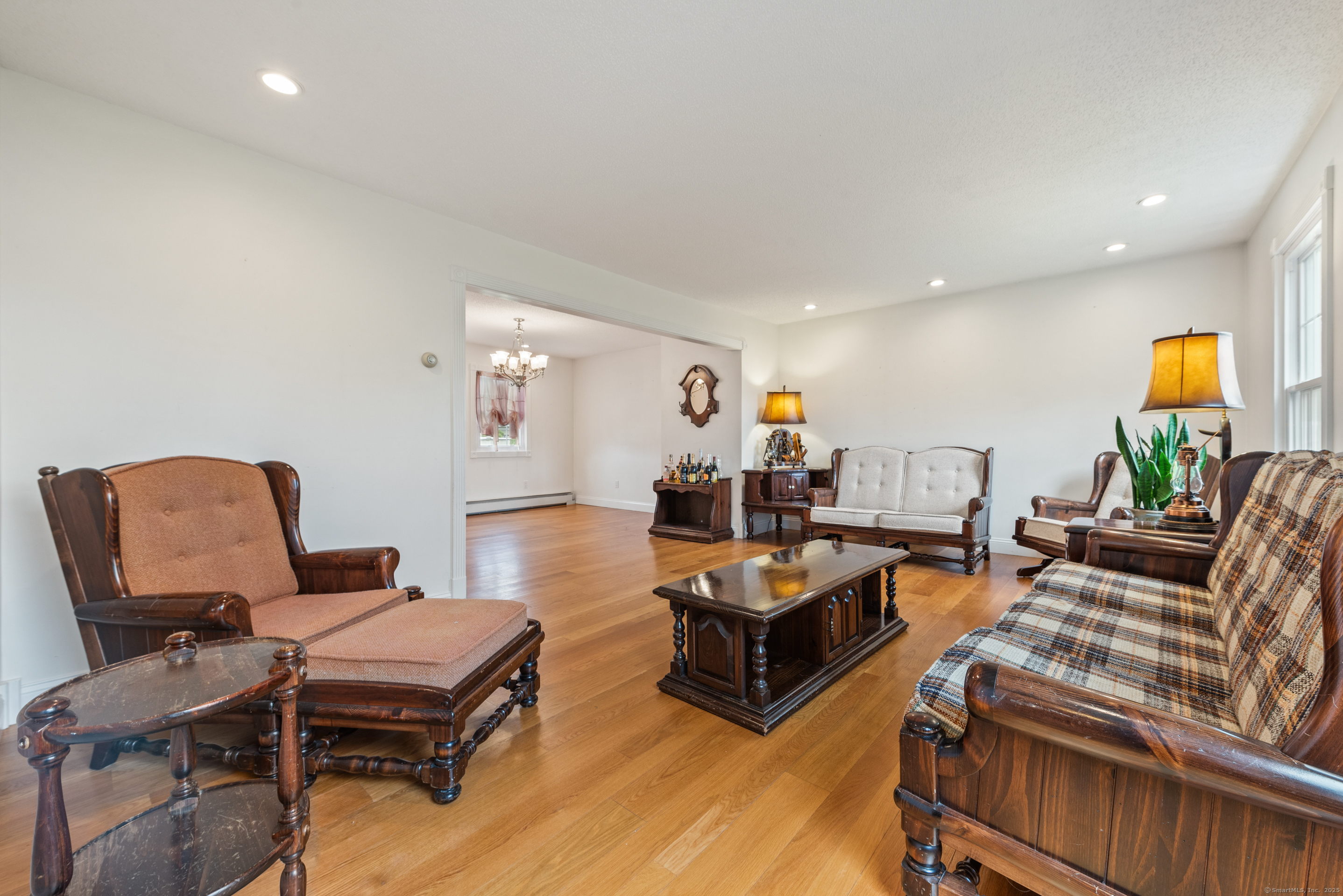 154 Rock, North Haven, Connecticut 06473