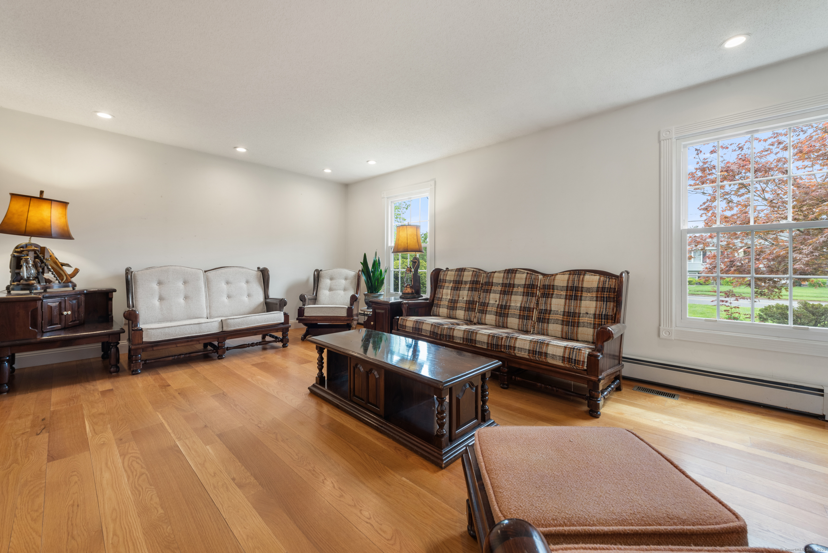 154 Rock, North Haven, Connecticut 06473