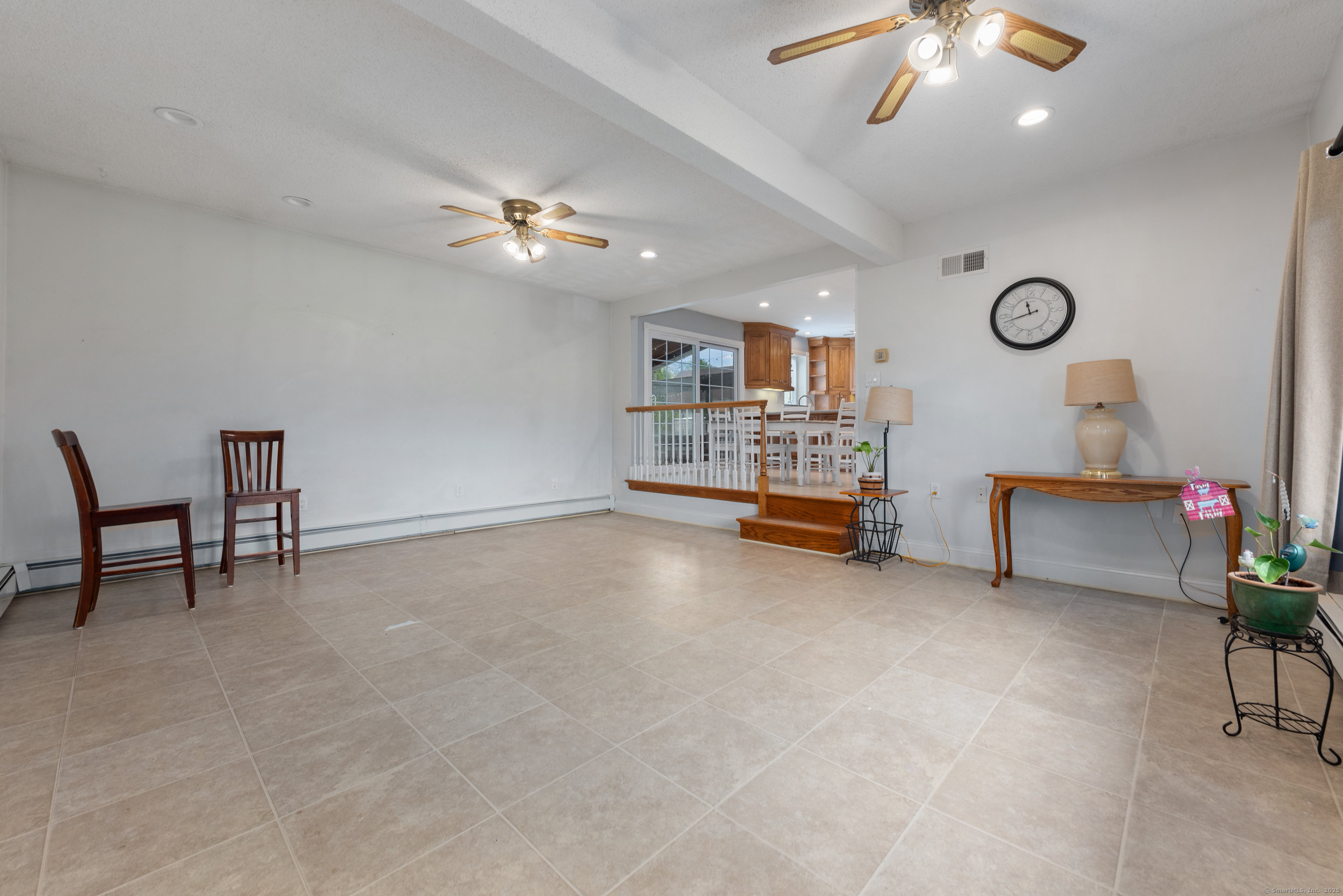154 Rock, North Haven, Connecticut 06473