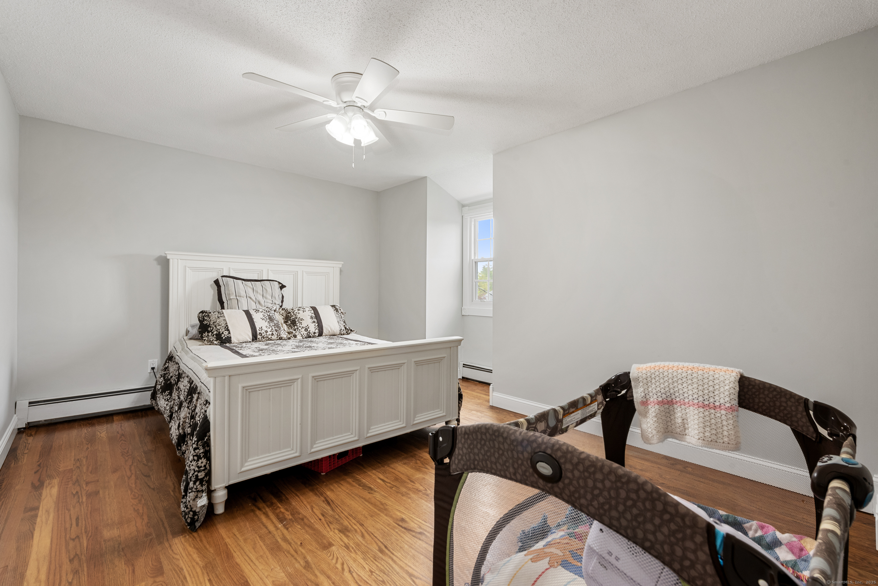 154 Rock, North Haven, Connecticut 06473