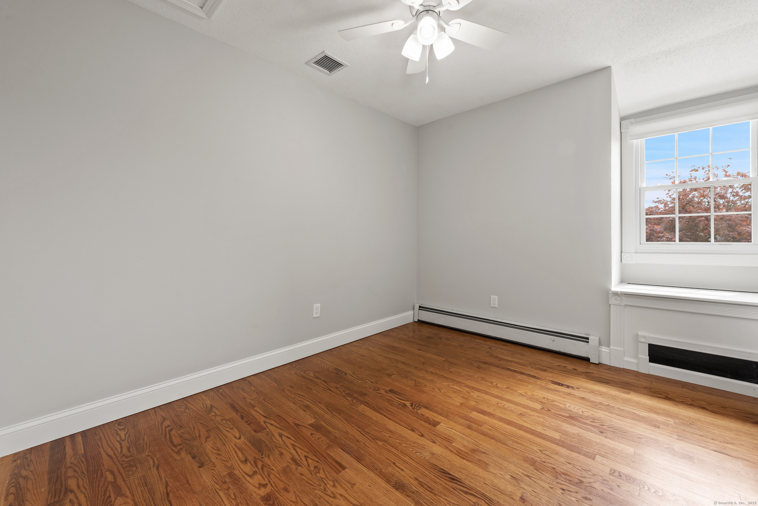 154 Rock, North Haven, Connecticut 06473
