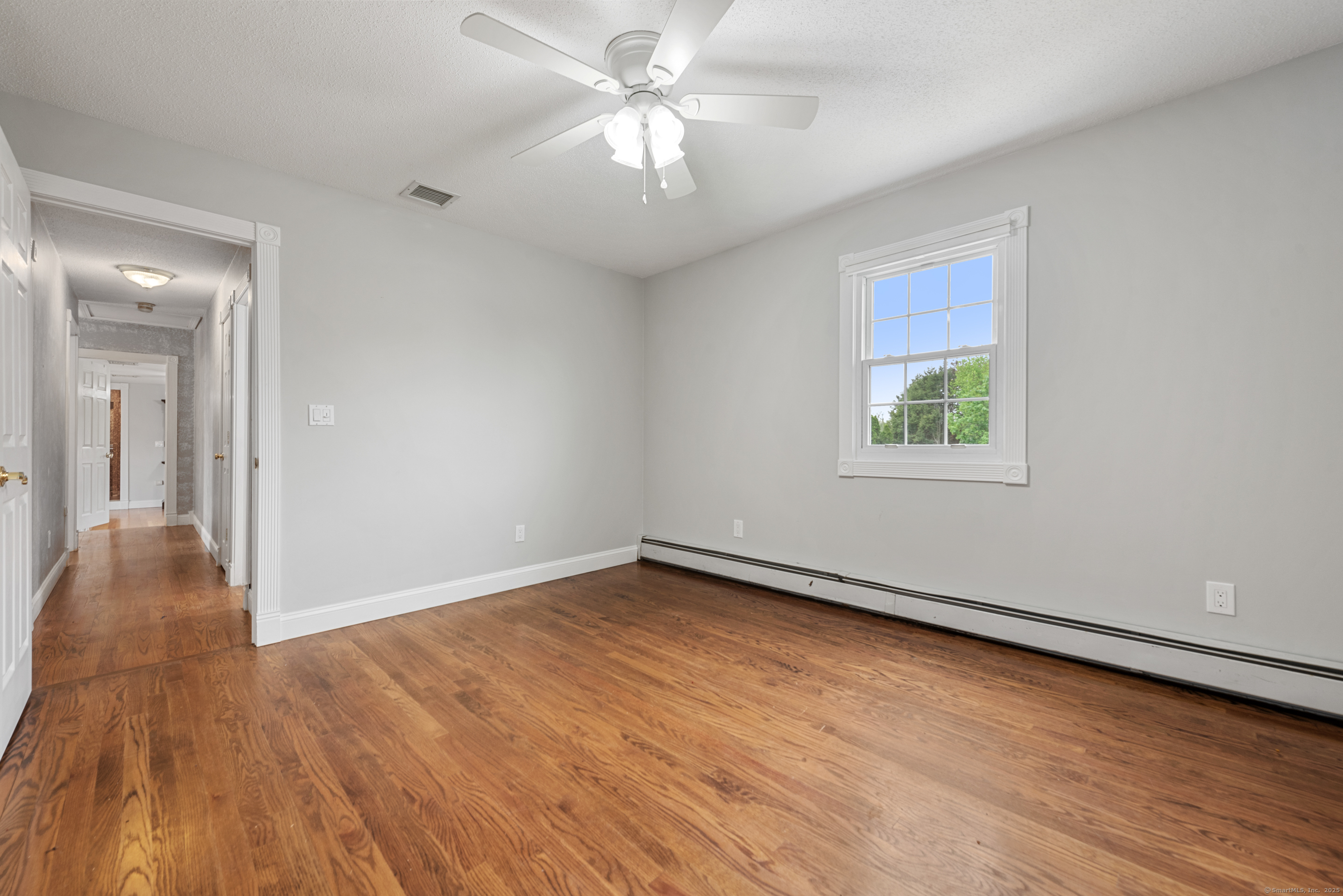 154 Rock, North Haven, Connecticut 06473