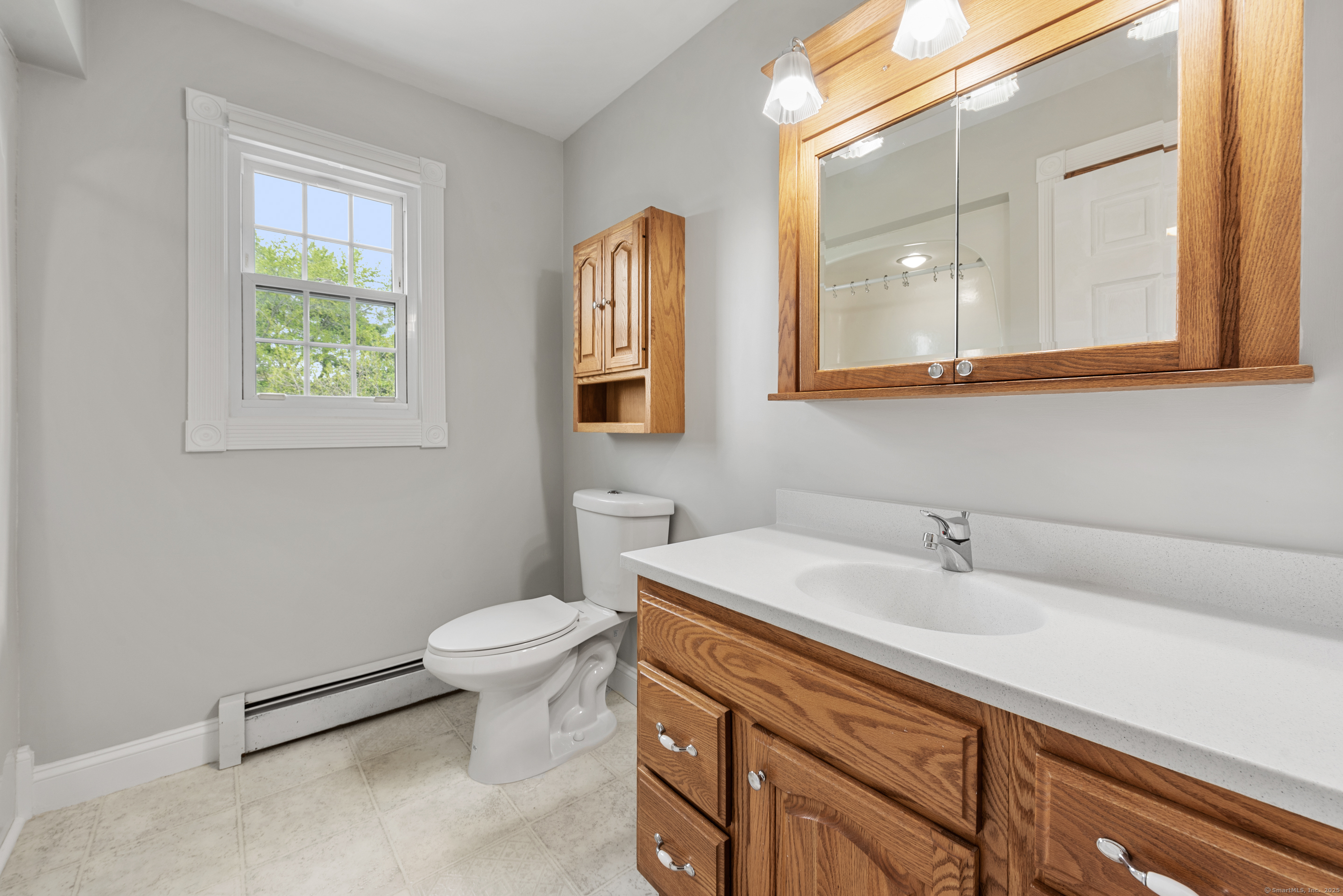 154 Rock, North Haven, Connecticut 06473