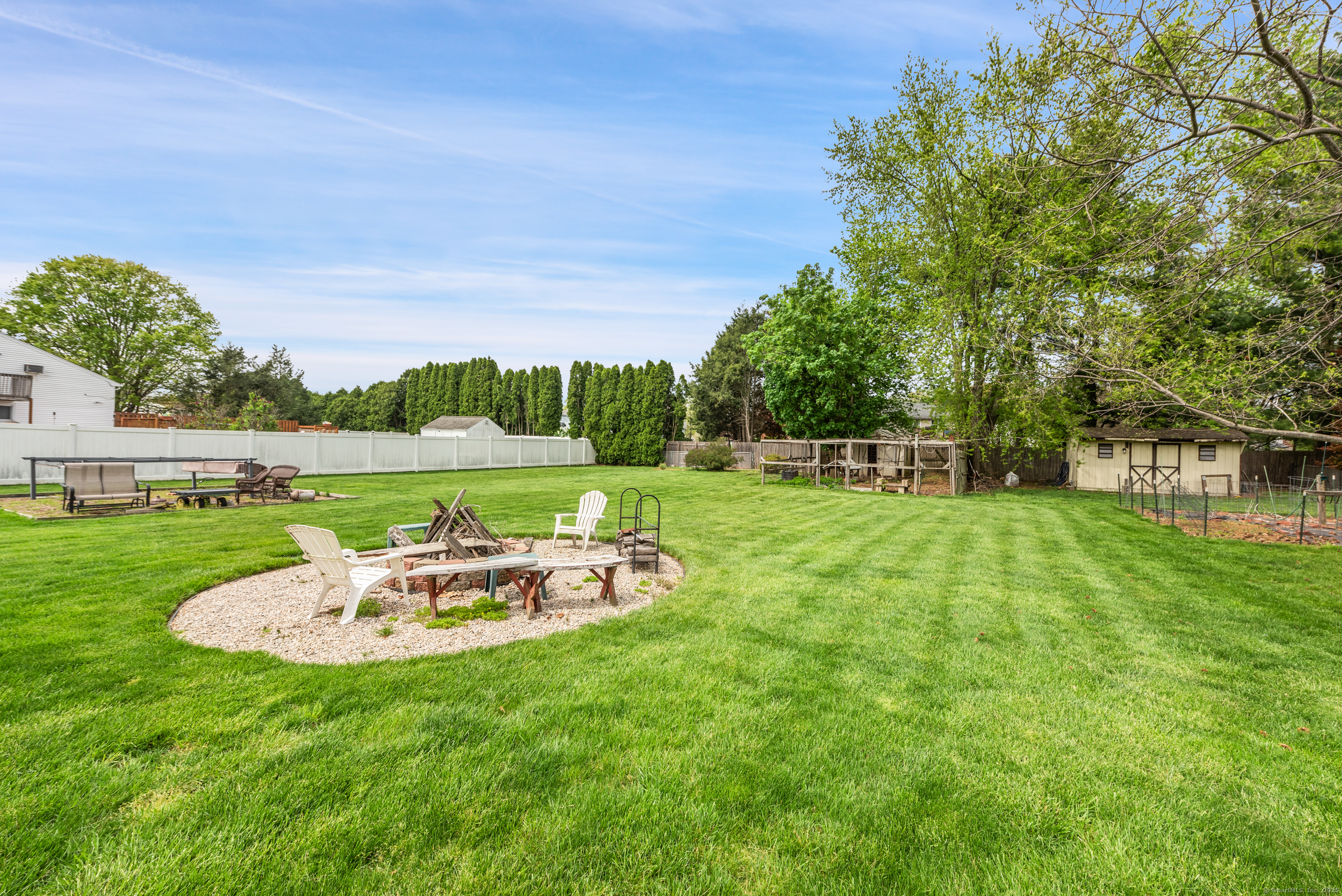 154 Rock, North Haven, Connecticut 06473