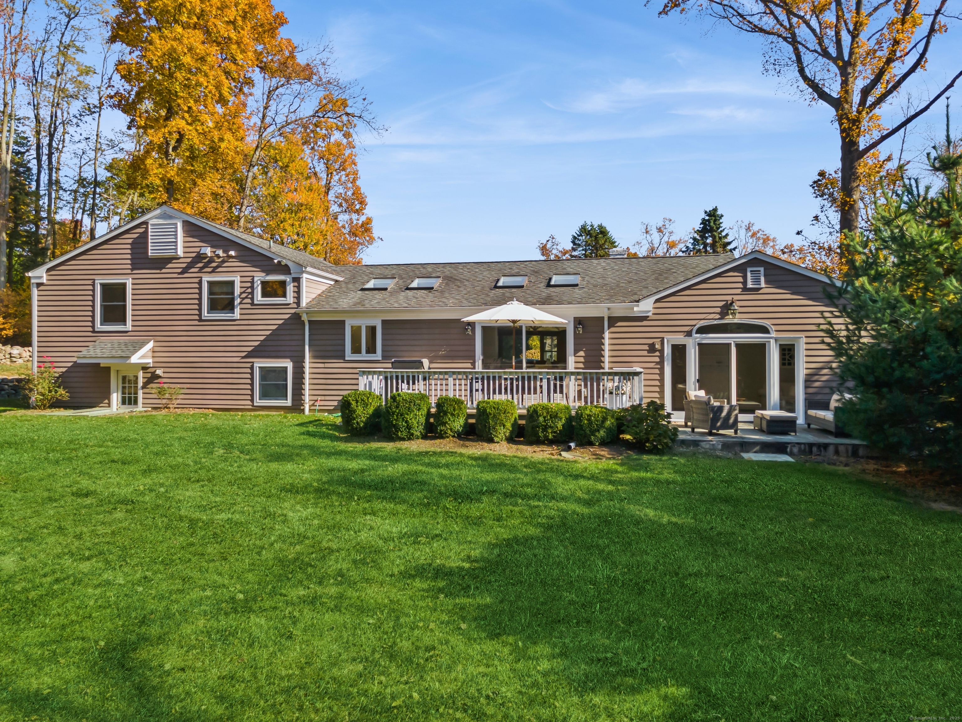 238 Thornridge, Stamford, Connecticut 06903