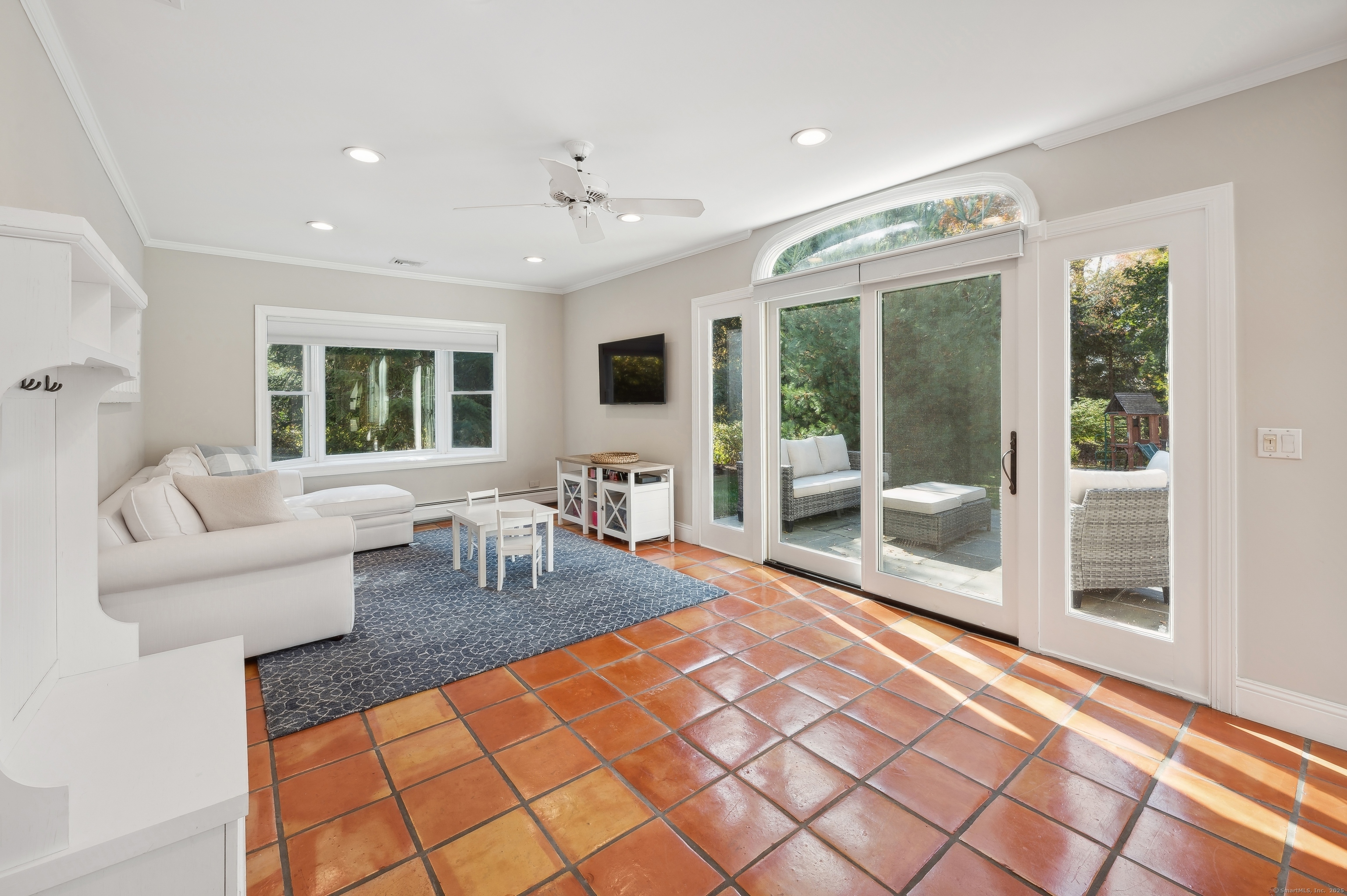 238 Thornridge, Stamford, Connecticut 06903