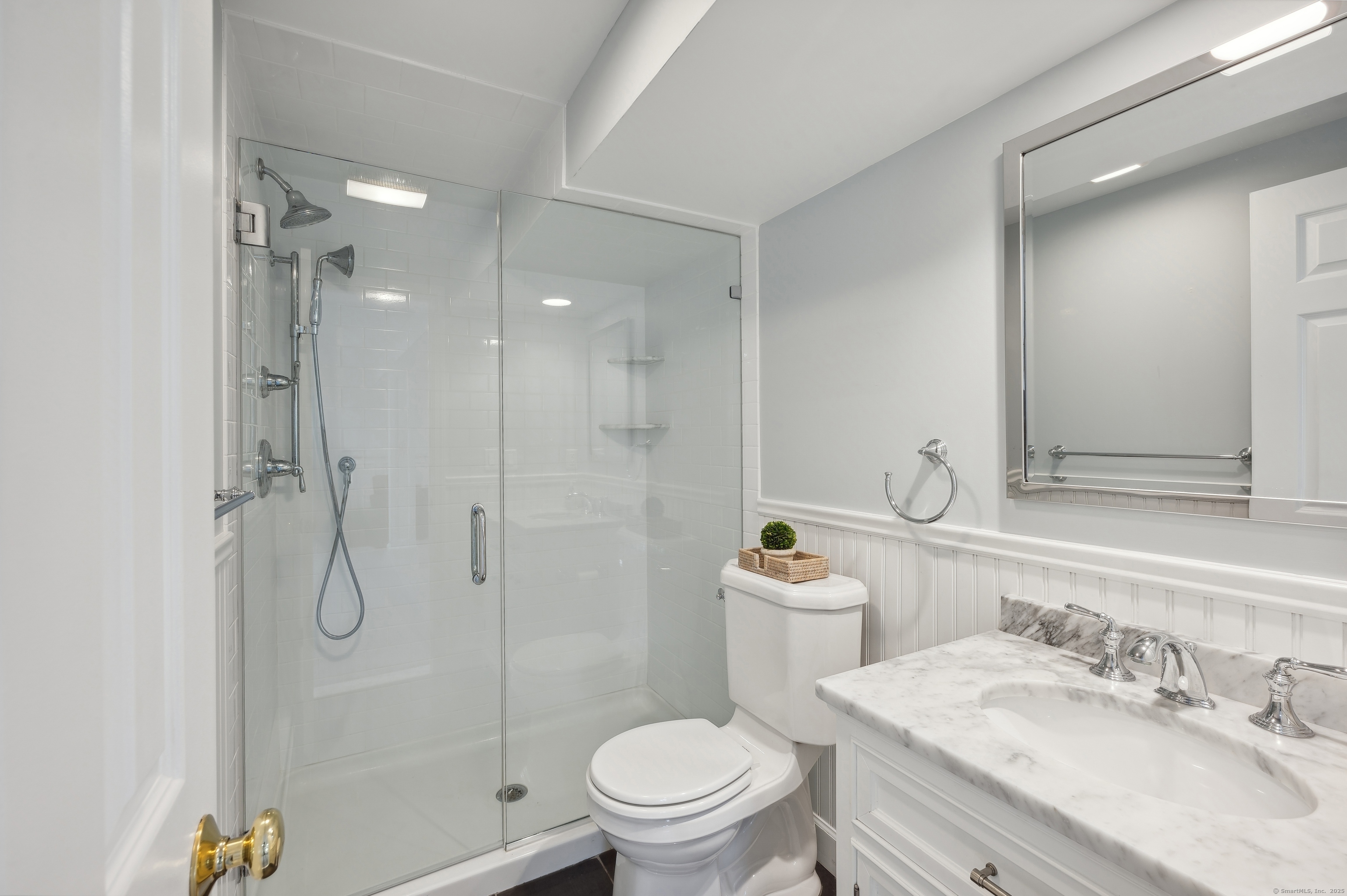 238 Thornridge, Stamford, Connecticut 06903