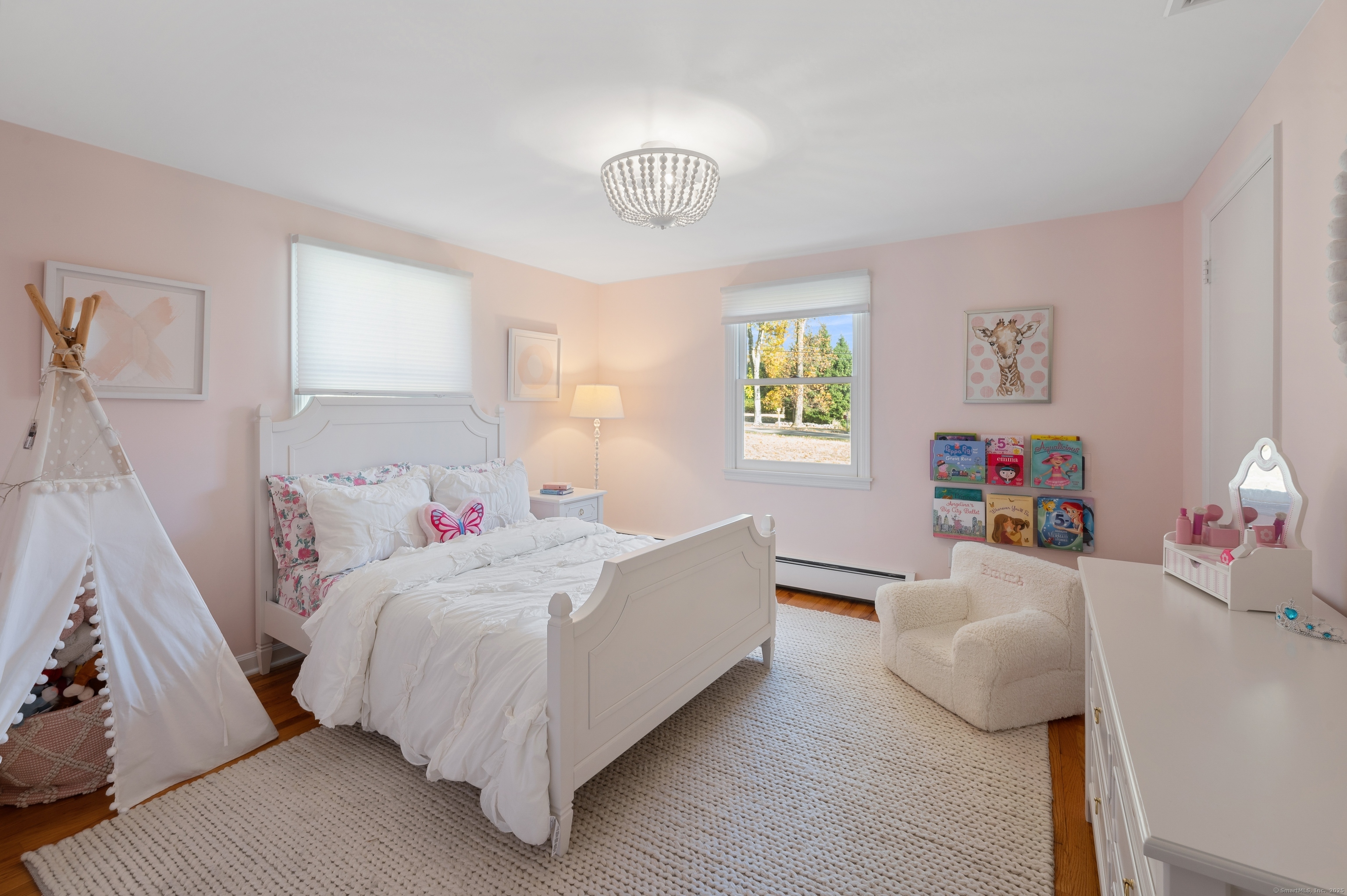 238 Thornridge, Stamford, Connecticut 06903
