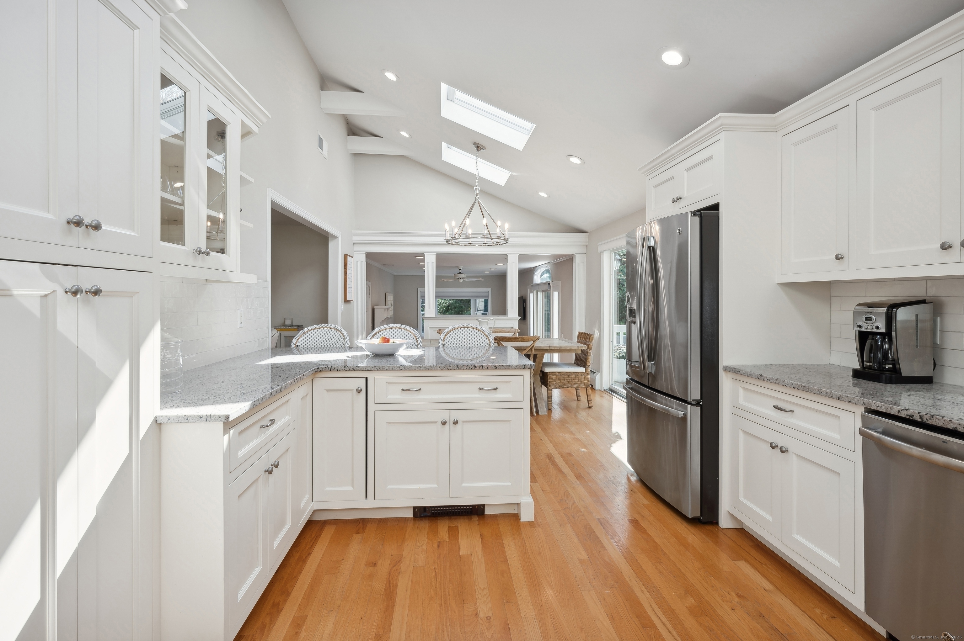238 Thornridge, Stamford, Connecticut 06903