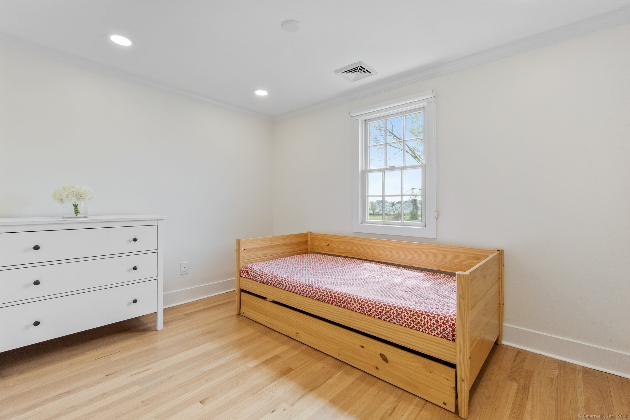 37 Dunhill, Fairfield, Connecticut 06824