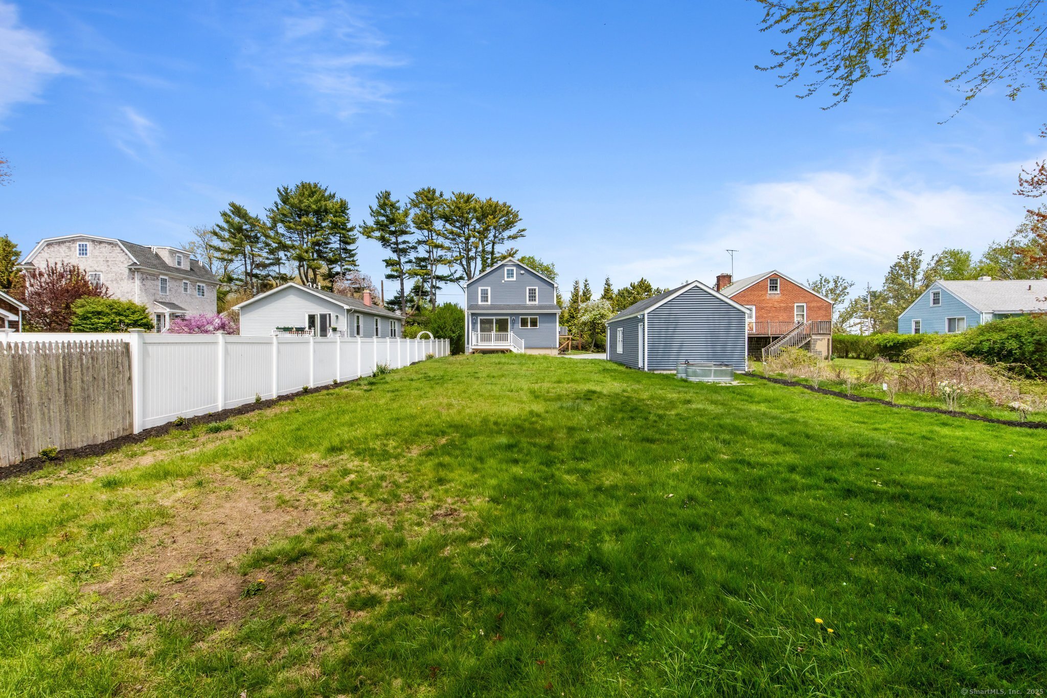 37 Dunhill, Fairfield, Connecticut 06824