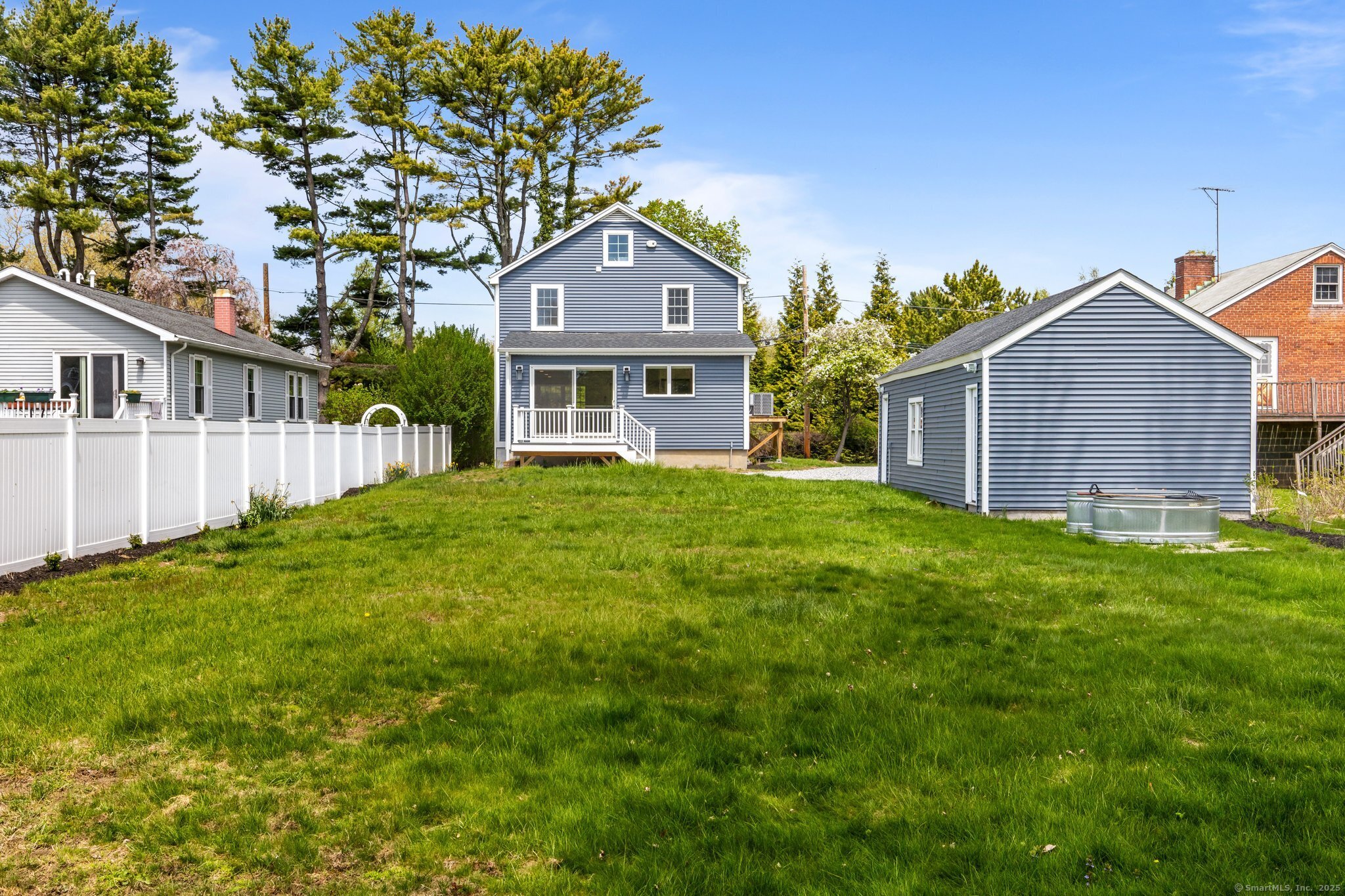 37 Dunhill, Fairfield, Connecticut 06824