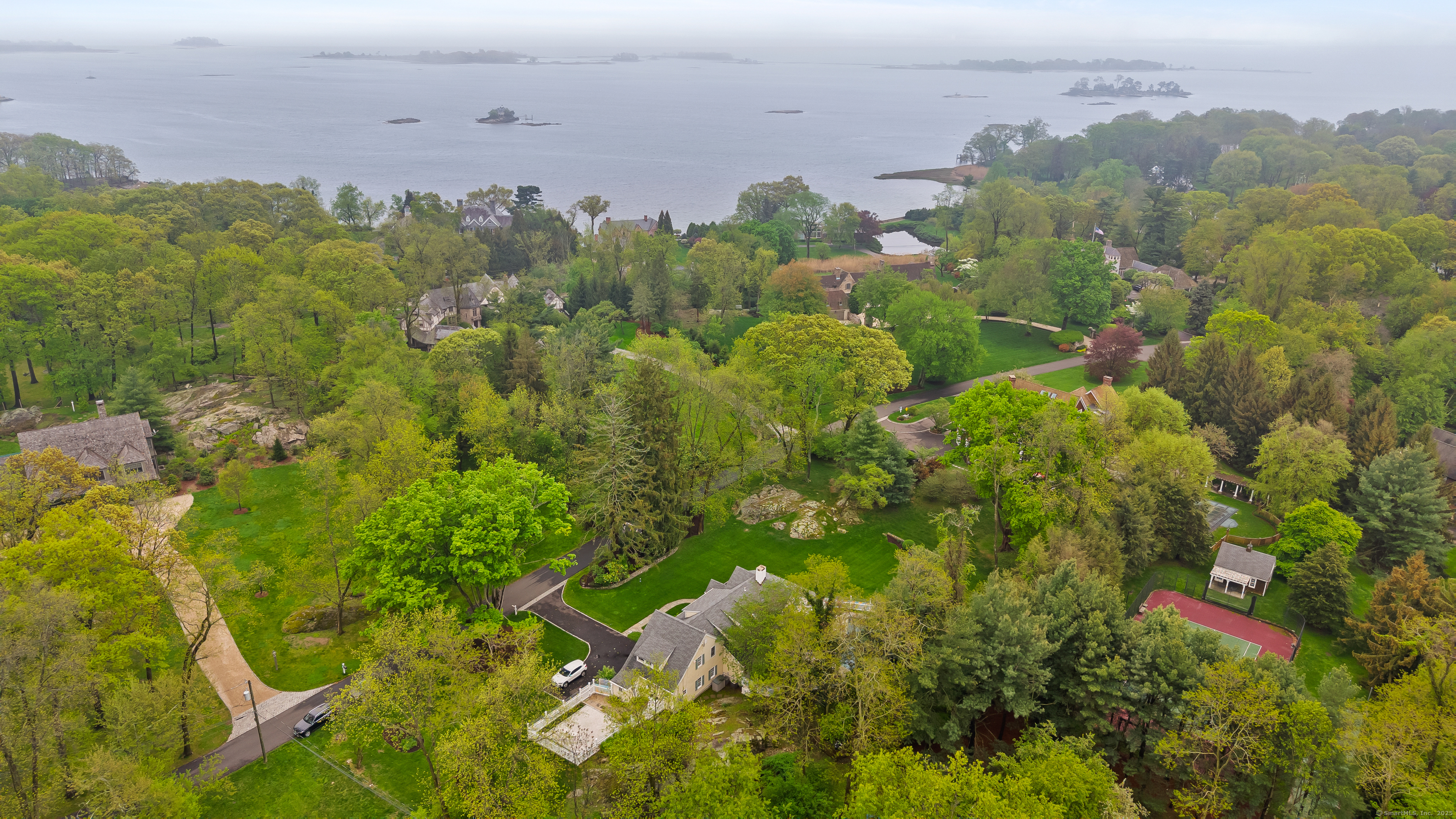 19 Hilltop, Norwalk, Connecticut 06854