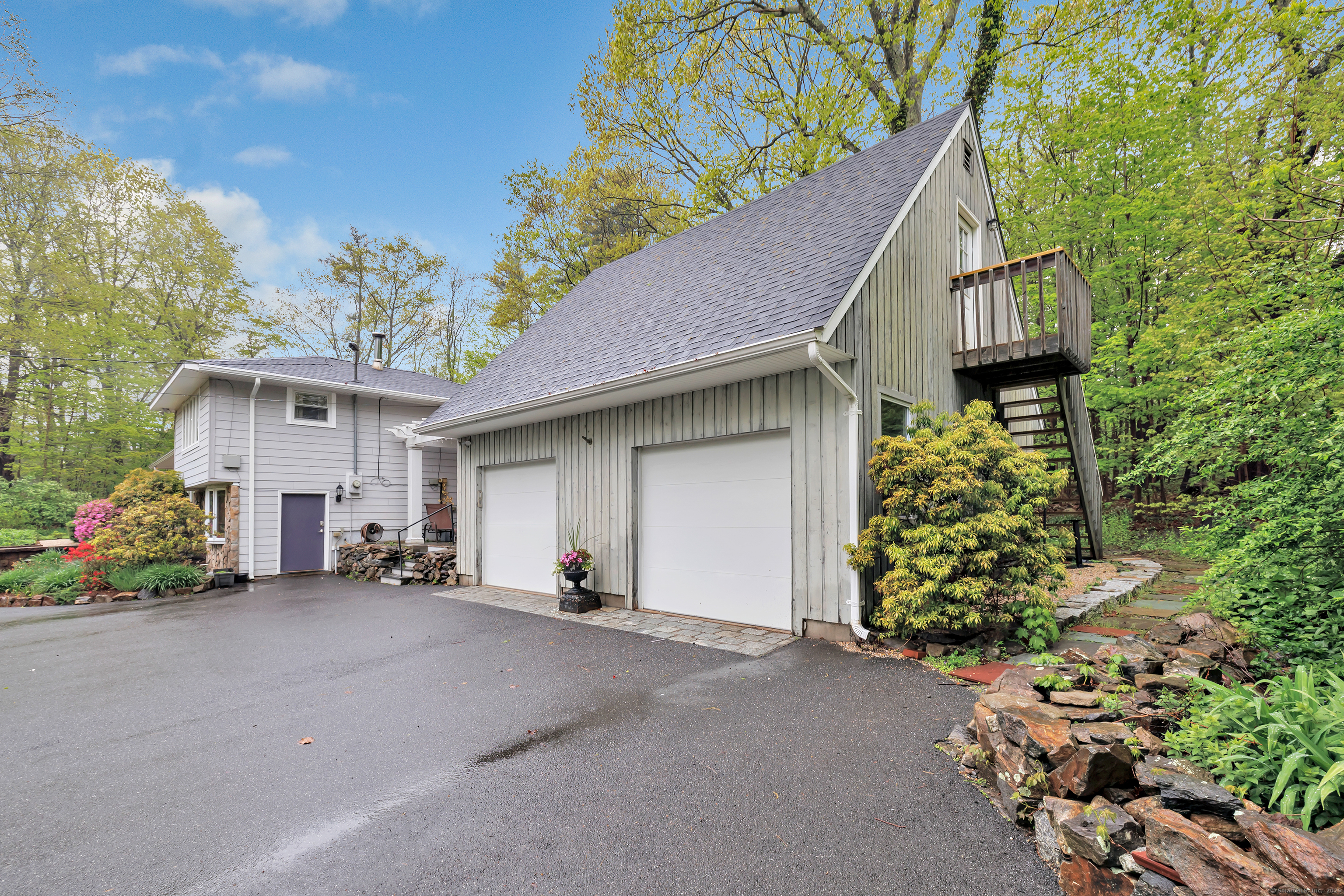 94 Upper Whittemore, Middlebury, Connecticut 06762