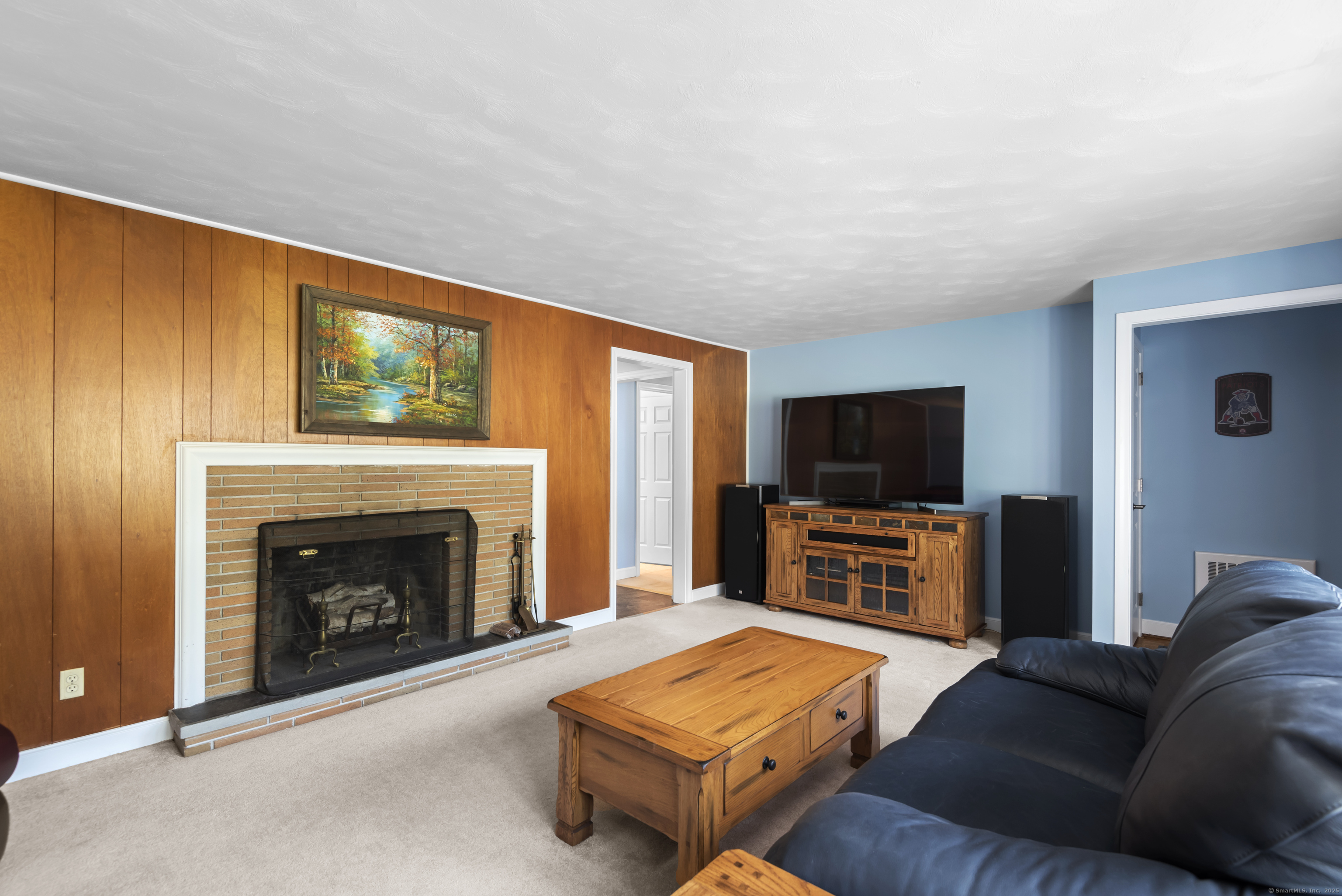 19 Alexander, Meriden, Connecticut 06450