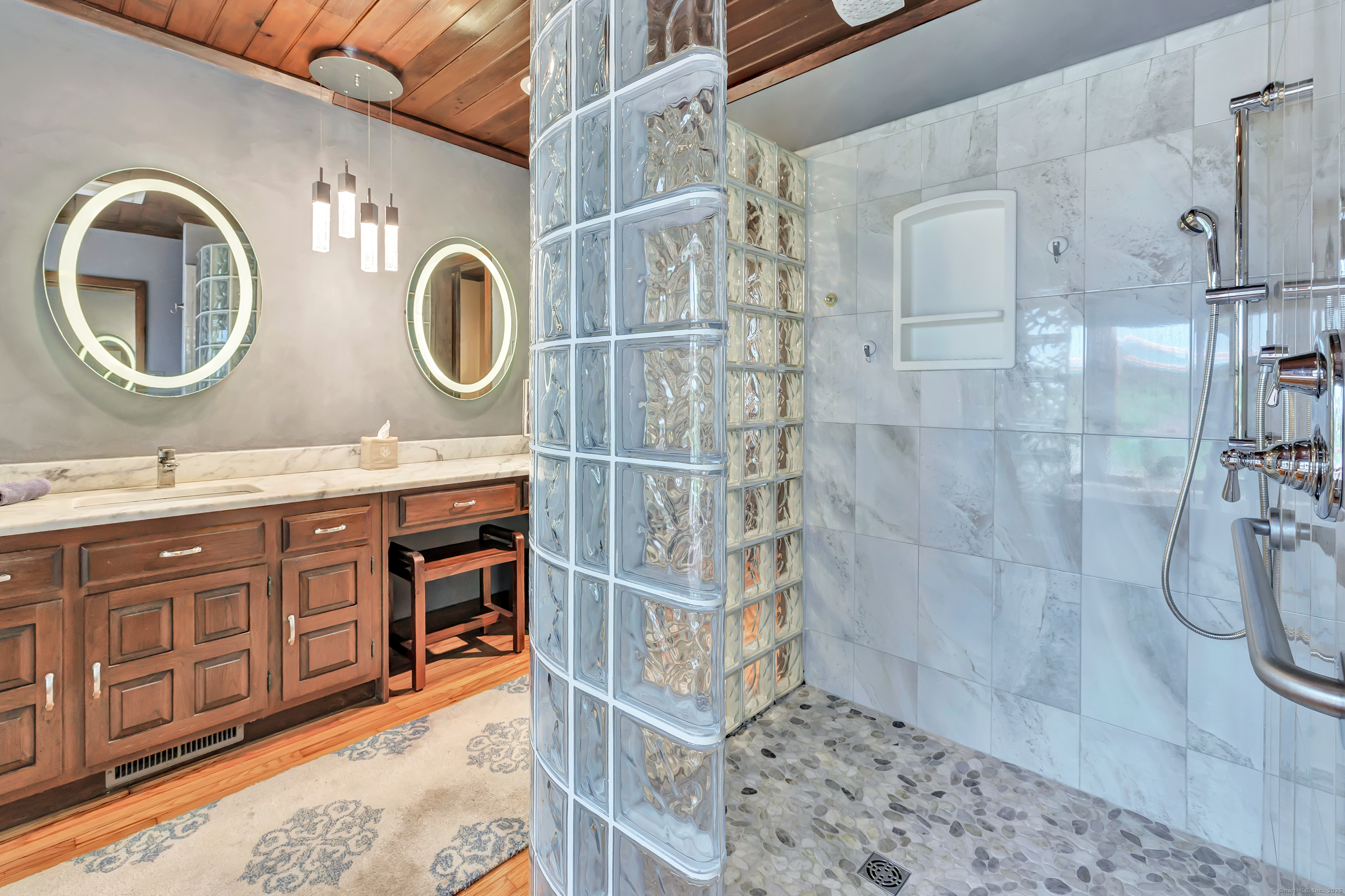 94 Upper Whittemore, Middlebury, Connecticut 06762