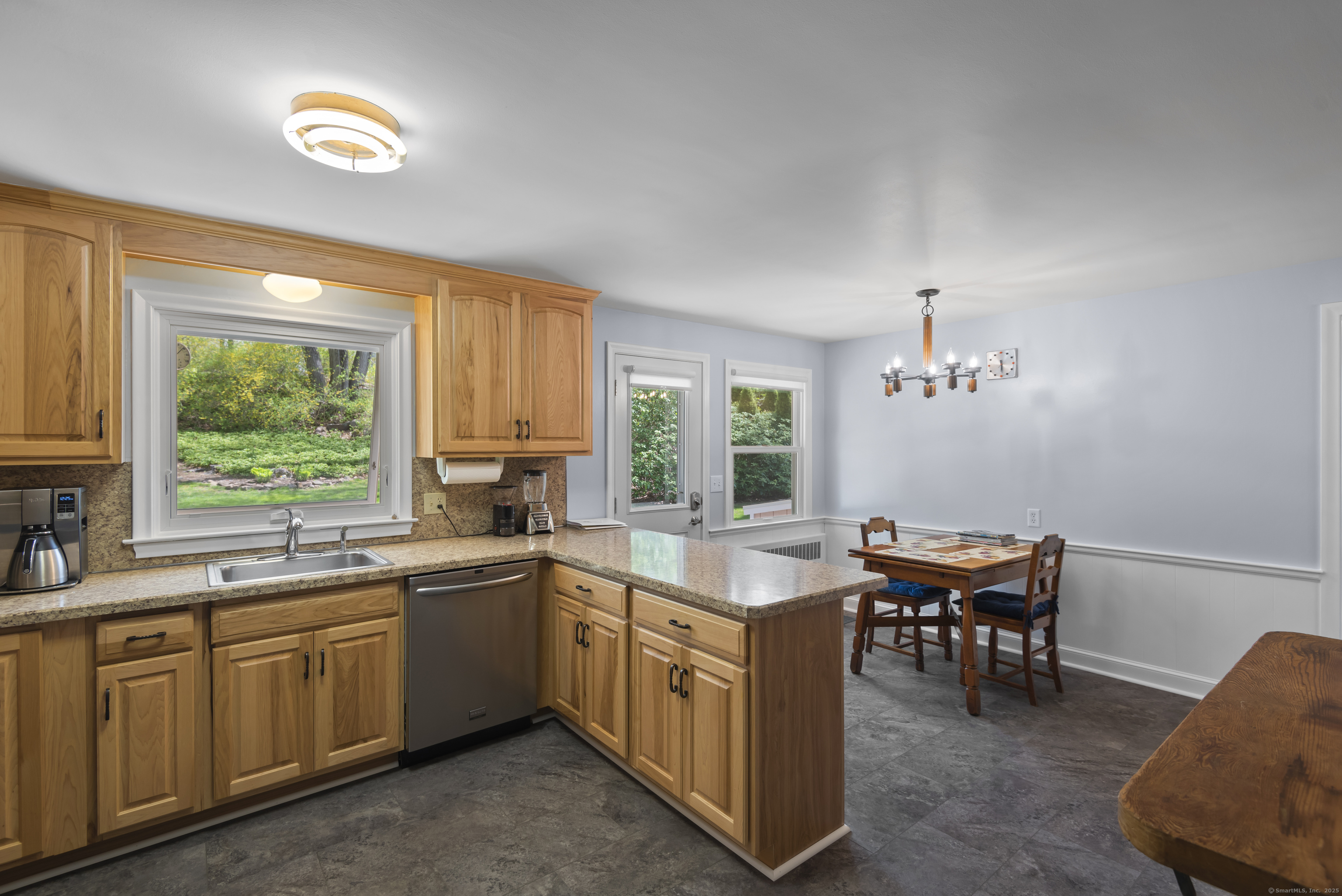 19 Alexander, Meriden, Connecticut 06450
