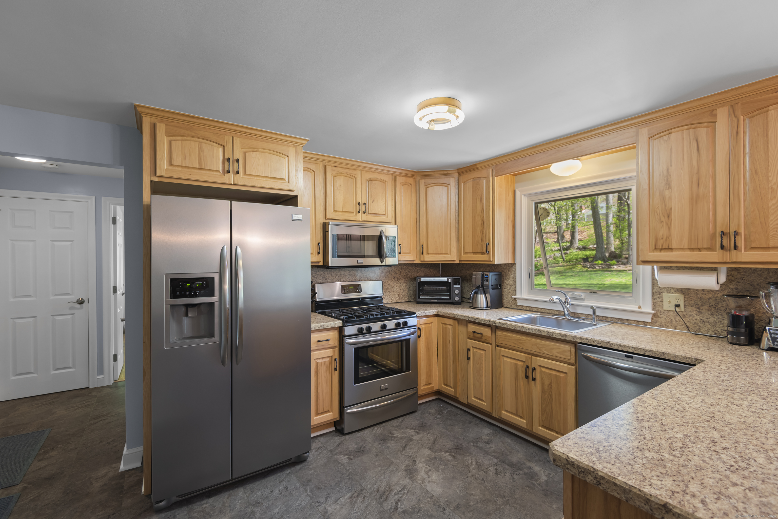 19 Alexander, Meriden, Connecticut 06450