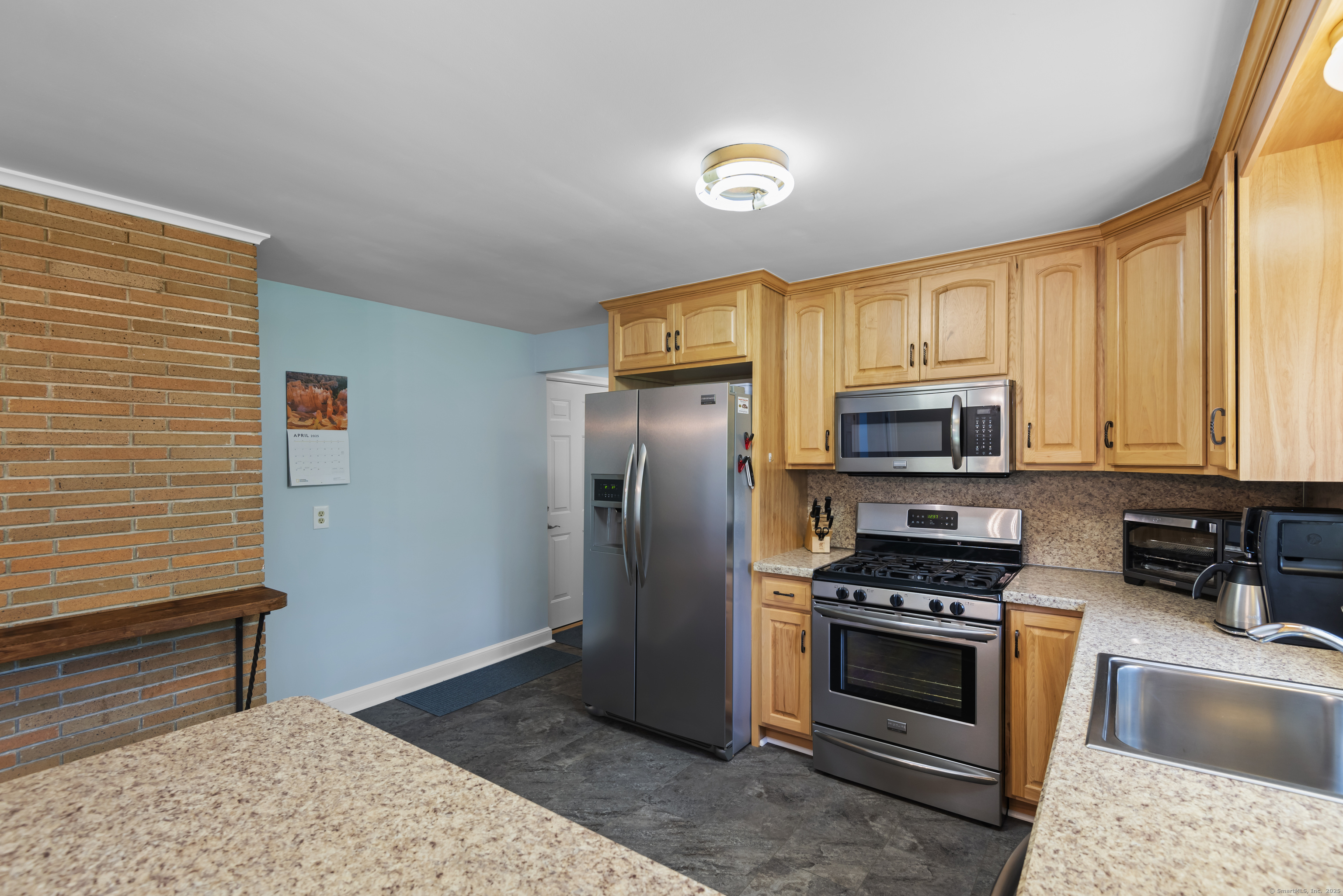 19 Alexander, Meriden, Connecticut 06450