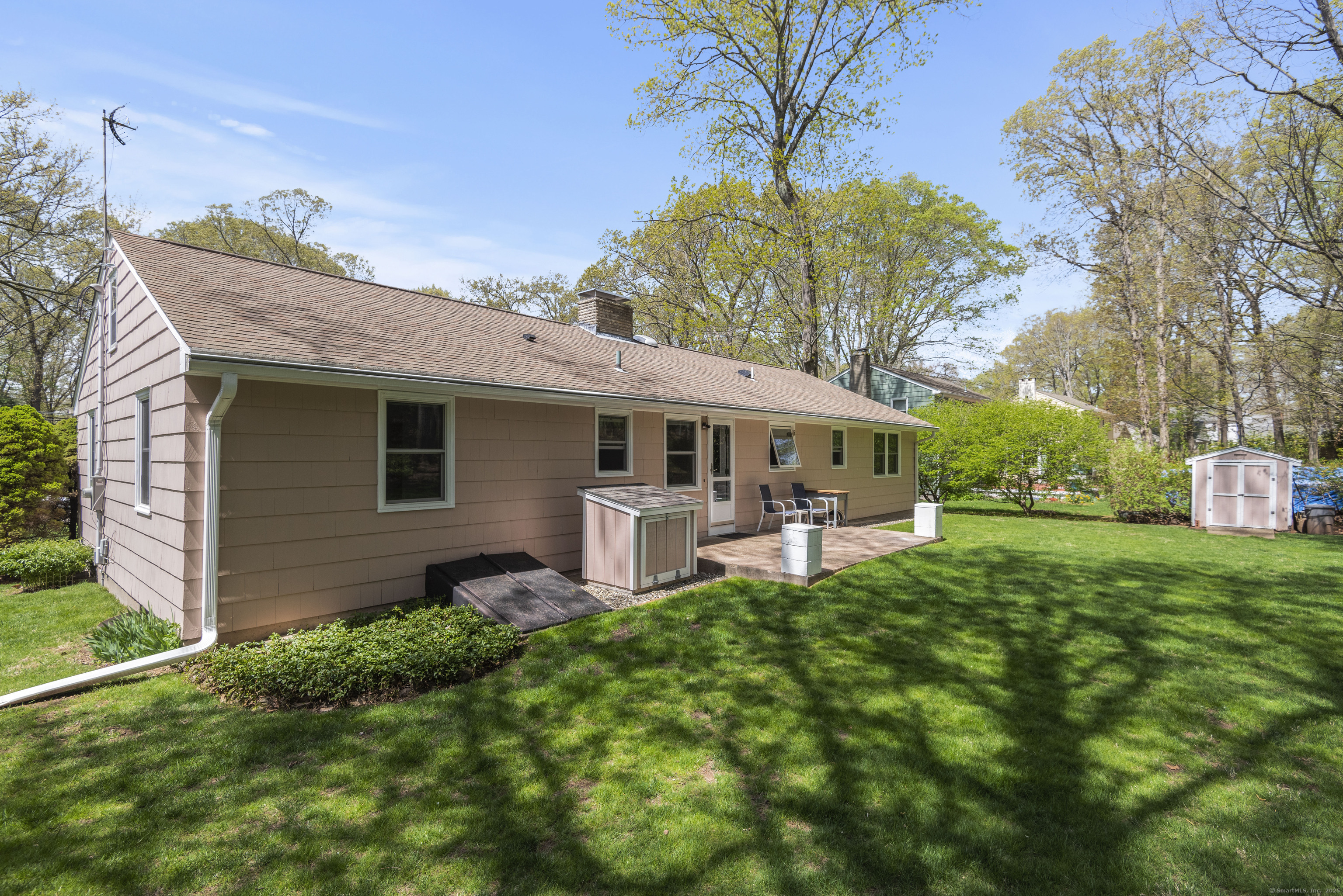 19 Alexander, Meriden, Connecticut 06450