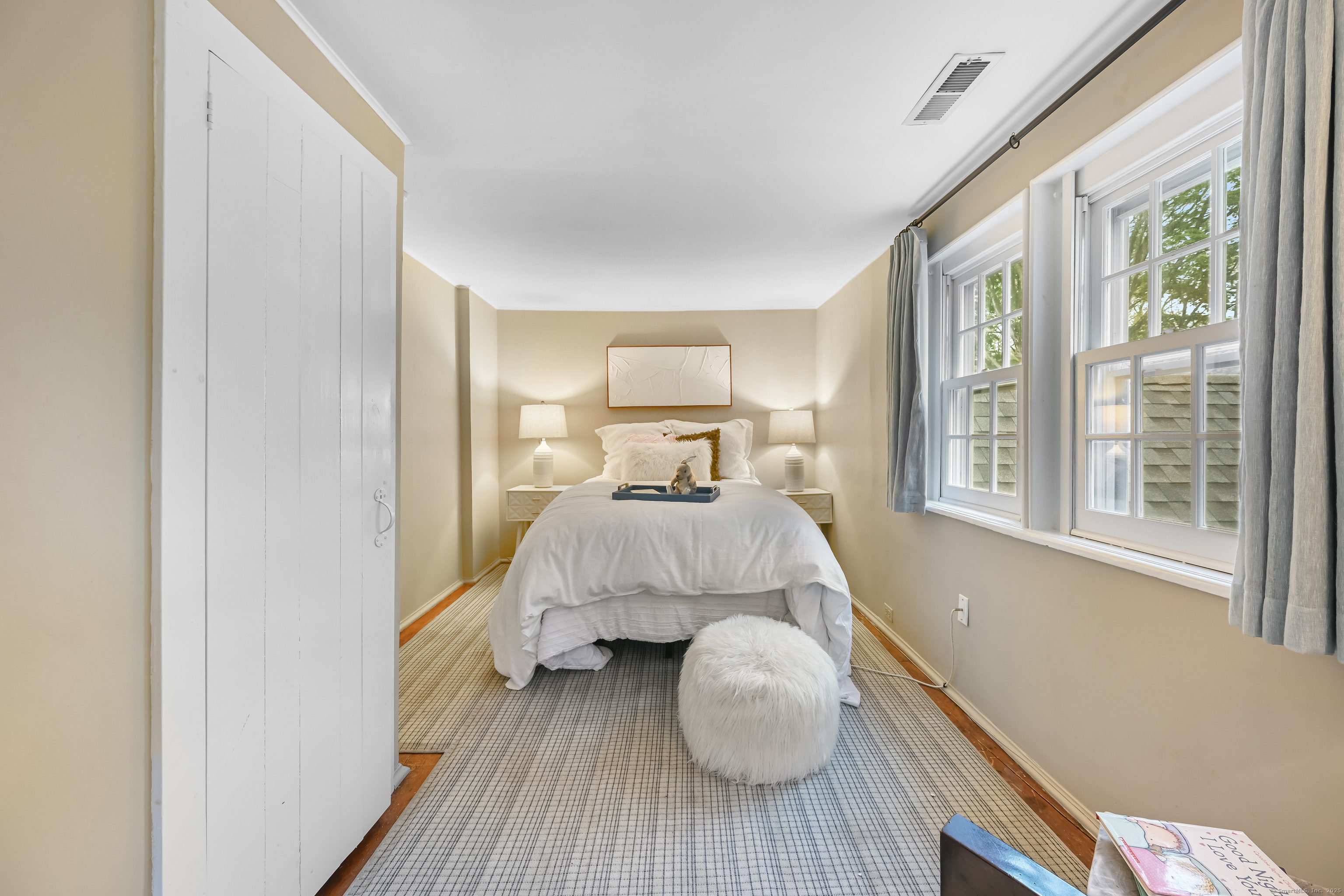 19 Hilltop, Norwalk, Connecticut 06854