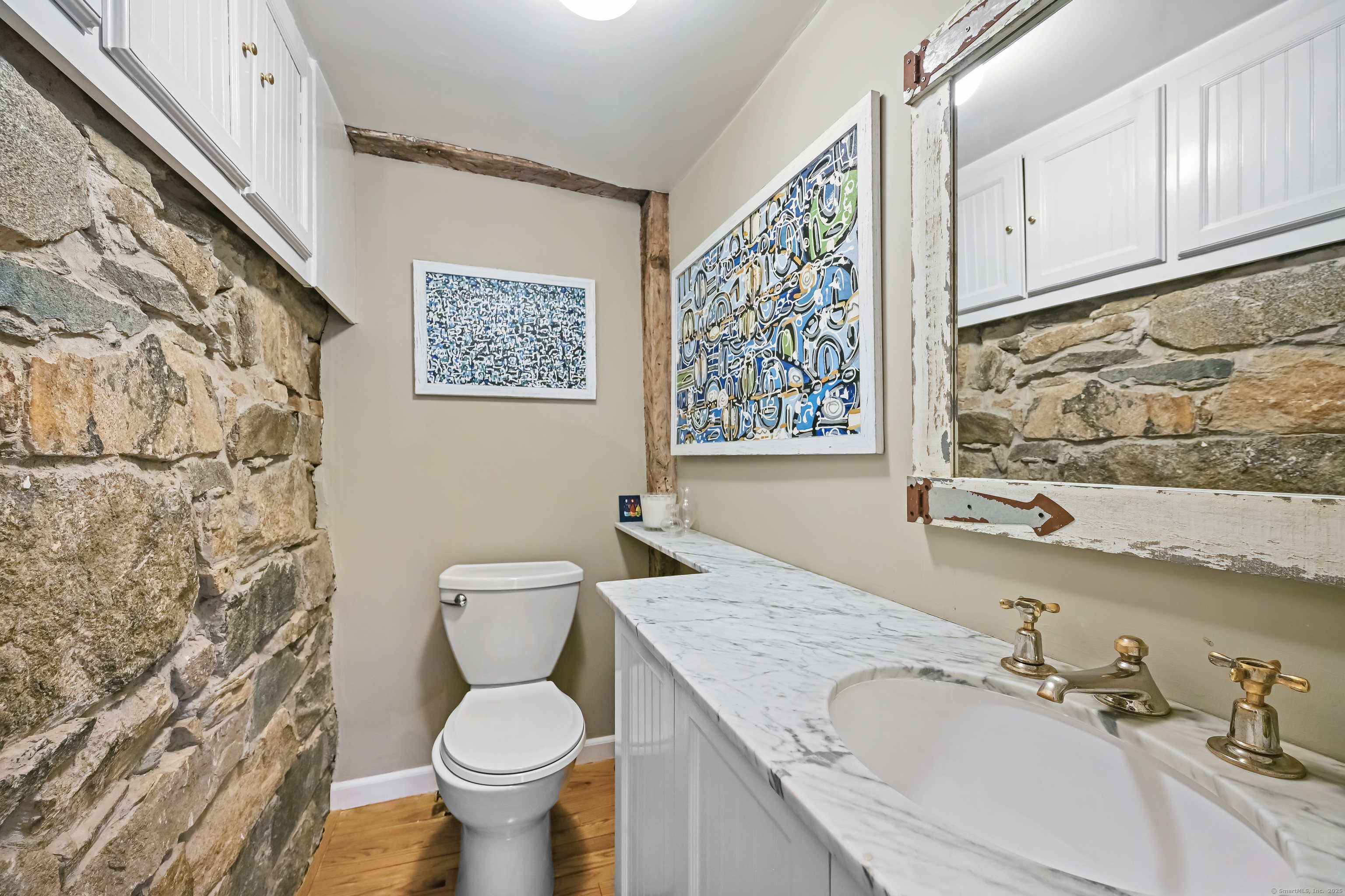 19 Hilltop, Norwalk, Connecticut 06854