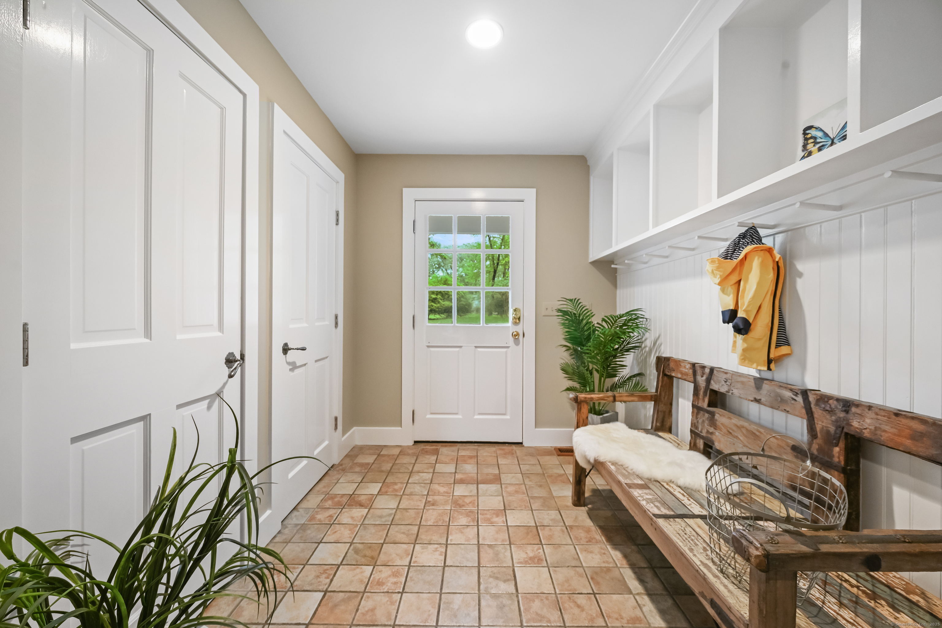 19 Hilltop, Norwalk, Connecticut 06854