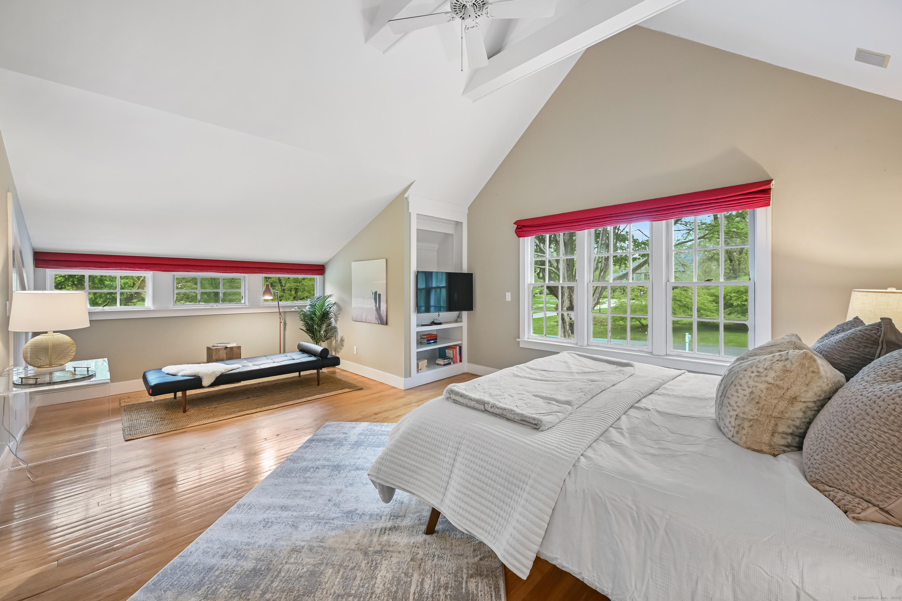 19 Hilltop, Norwalk, Connecticut 06854