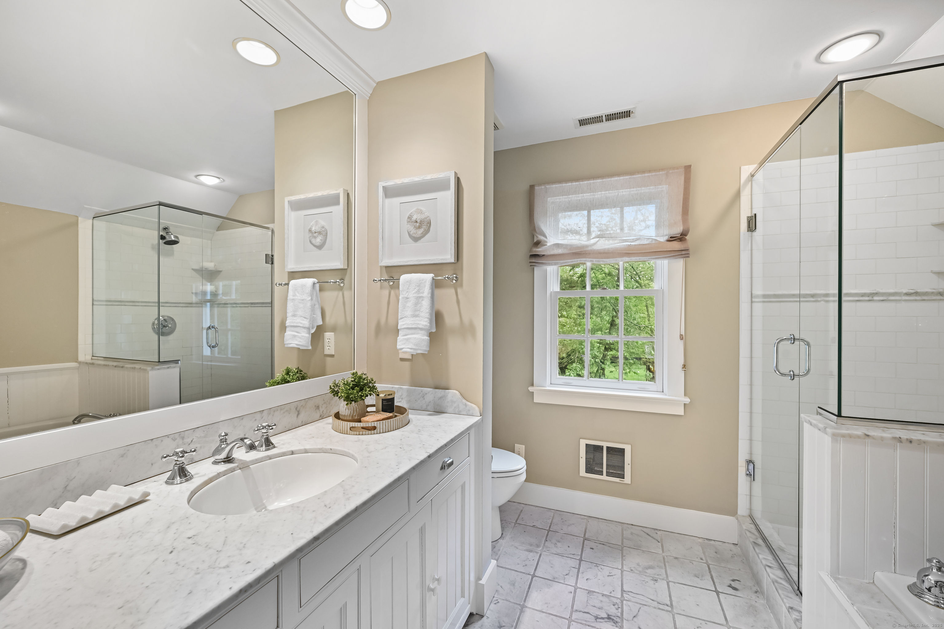 19 Hilltop, Norwalk, Connecticut 06854