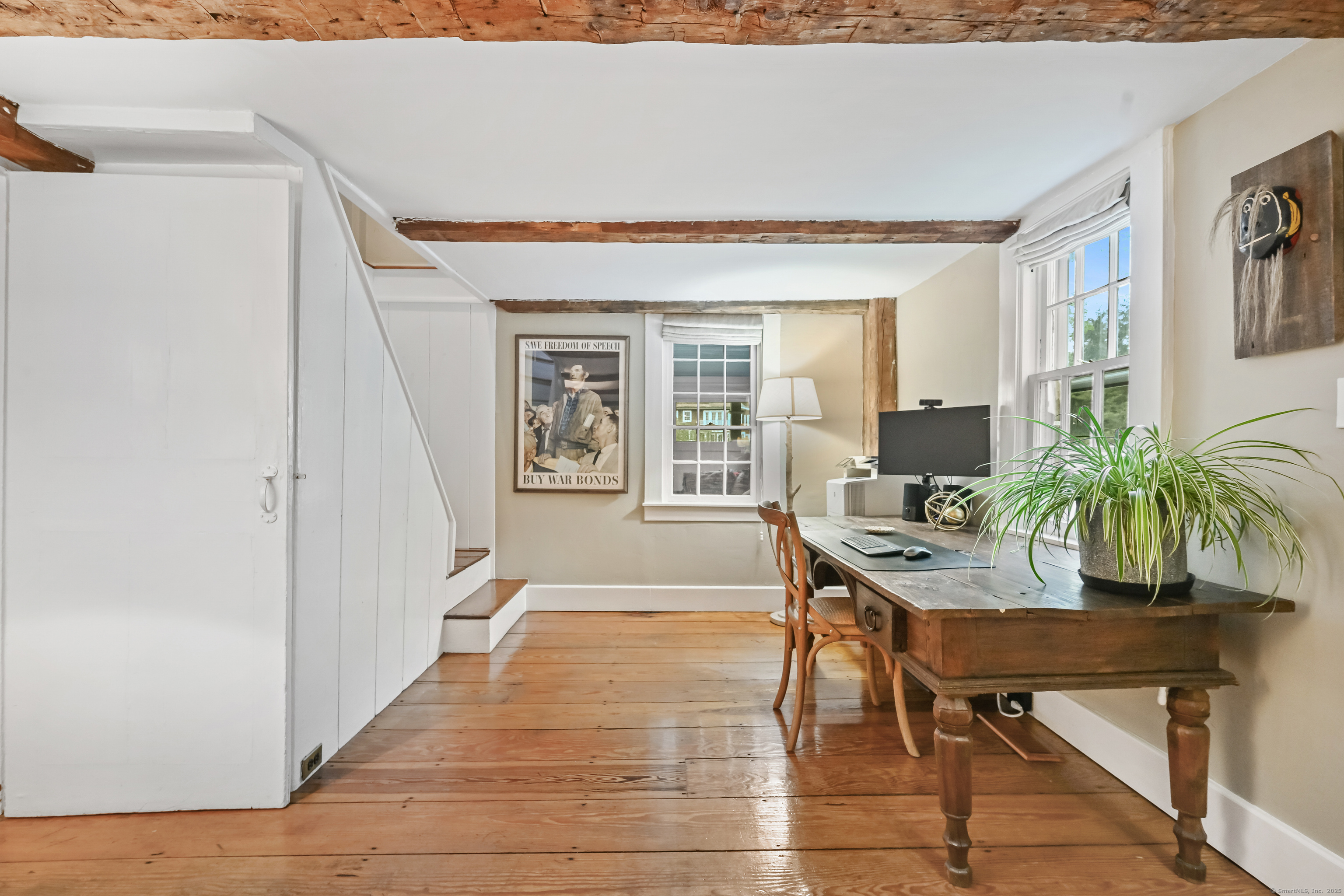19 Hilltop, Norwalk, Connecticut 06854