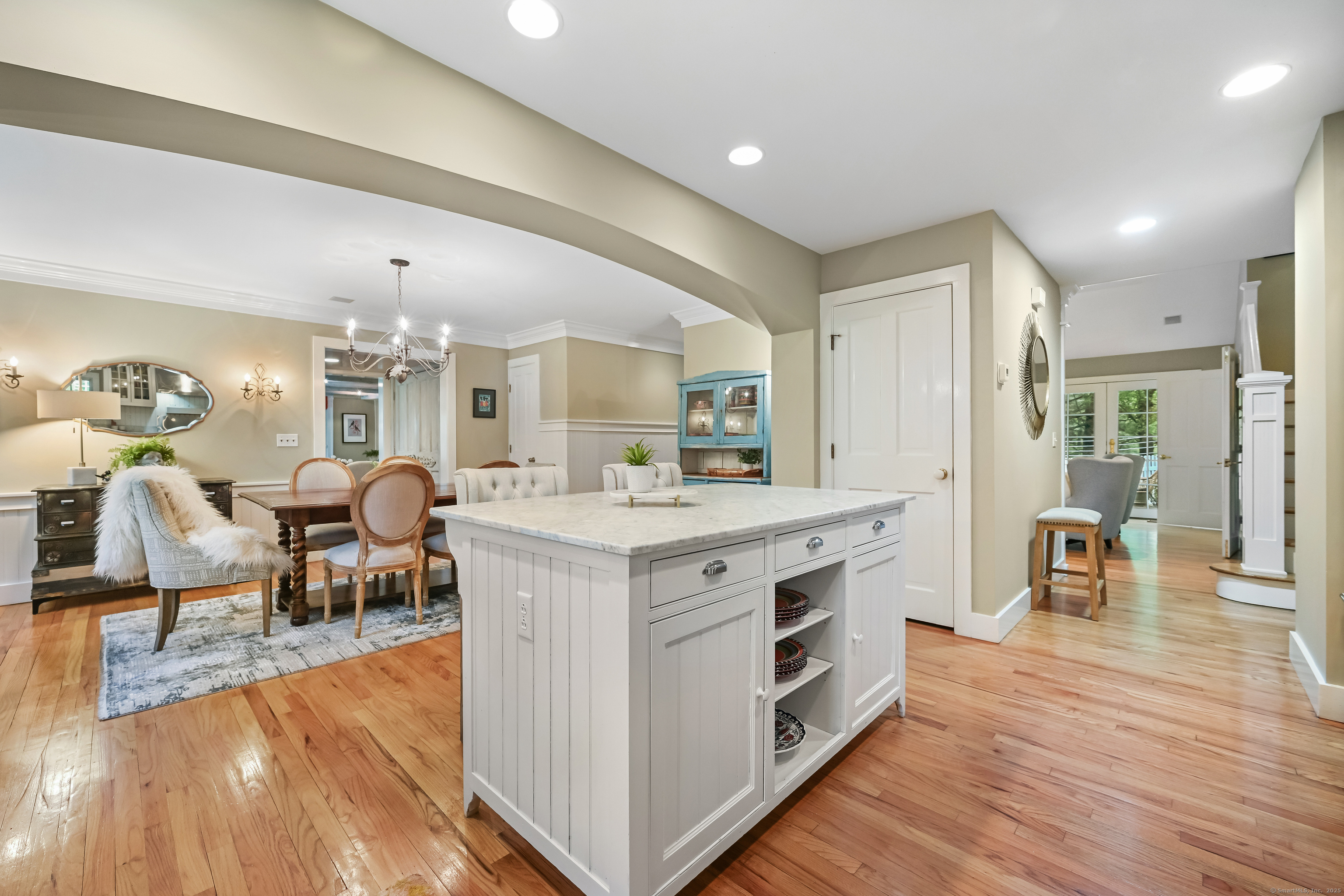 19 Hilltop, Norwalk, Connecticut 06854