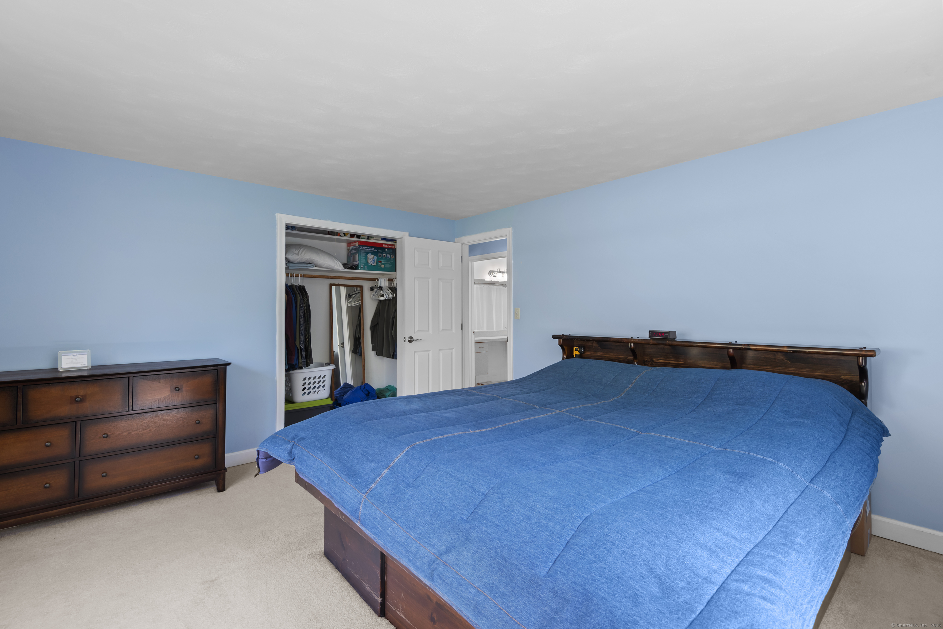 19 Alexander, Meriden, Connecticut 06450