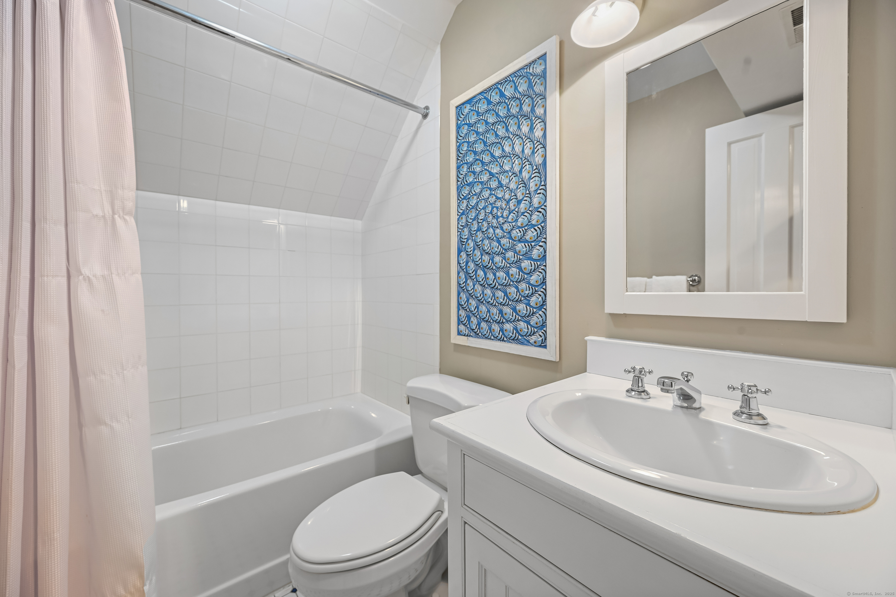 19 Hilltop, Norwalk, Connecticut 06854