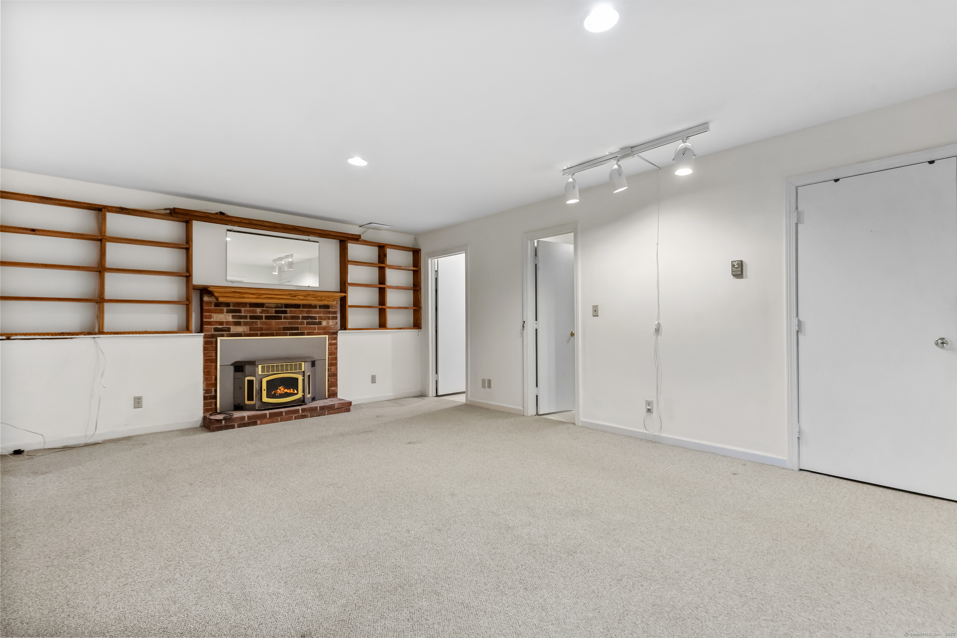 2 Old Orchard, New Milford, Connecticut 06776