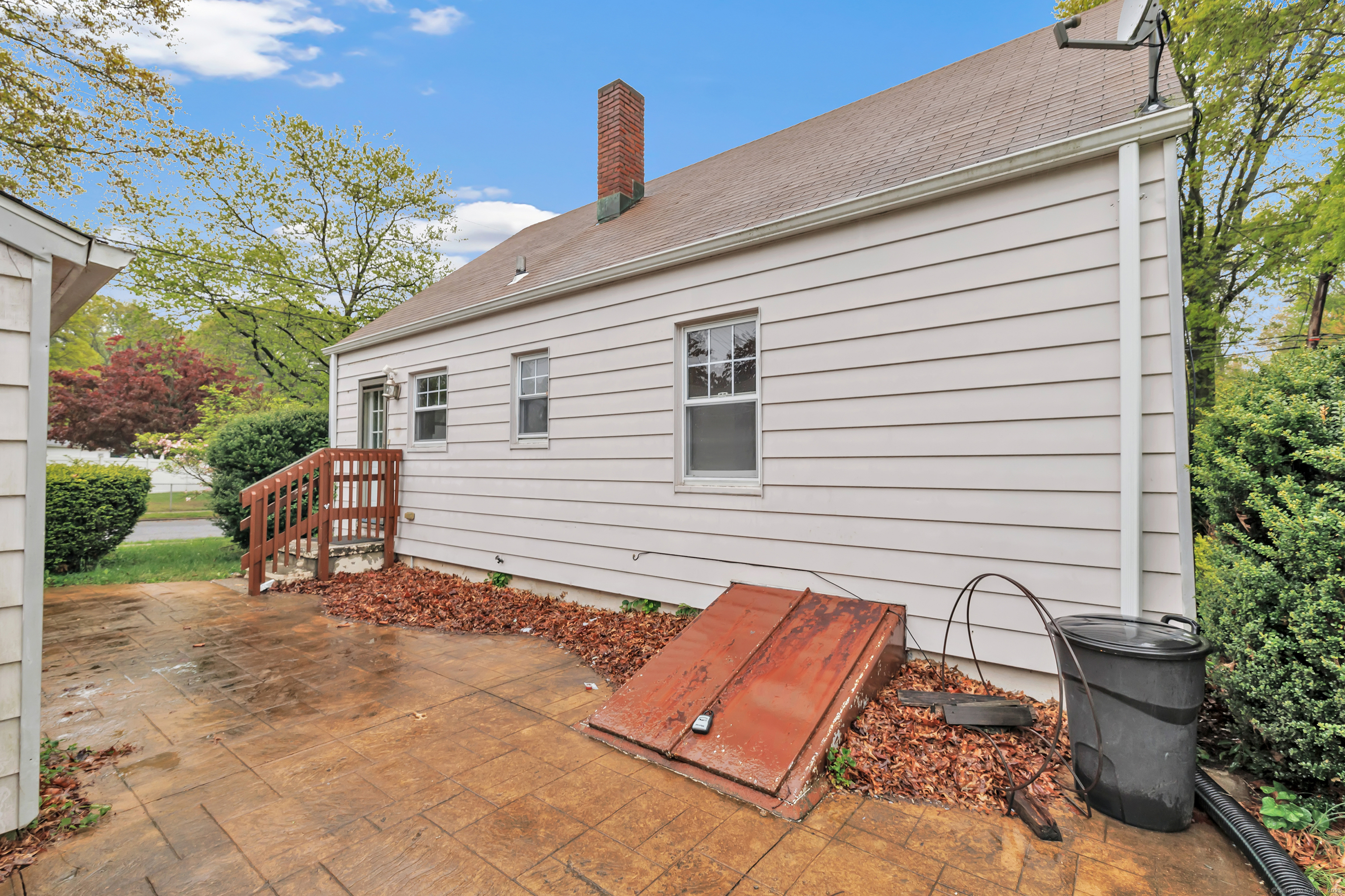 135 Streckfus, Stratford, Connecticut 06614