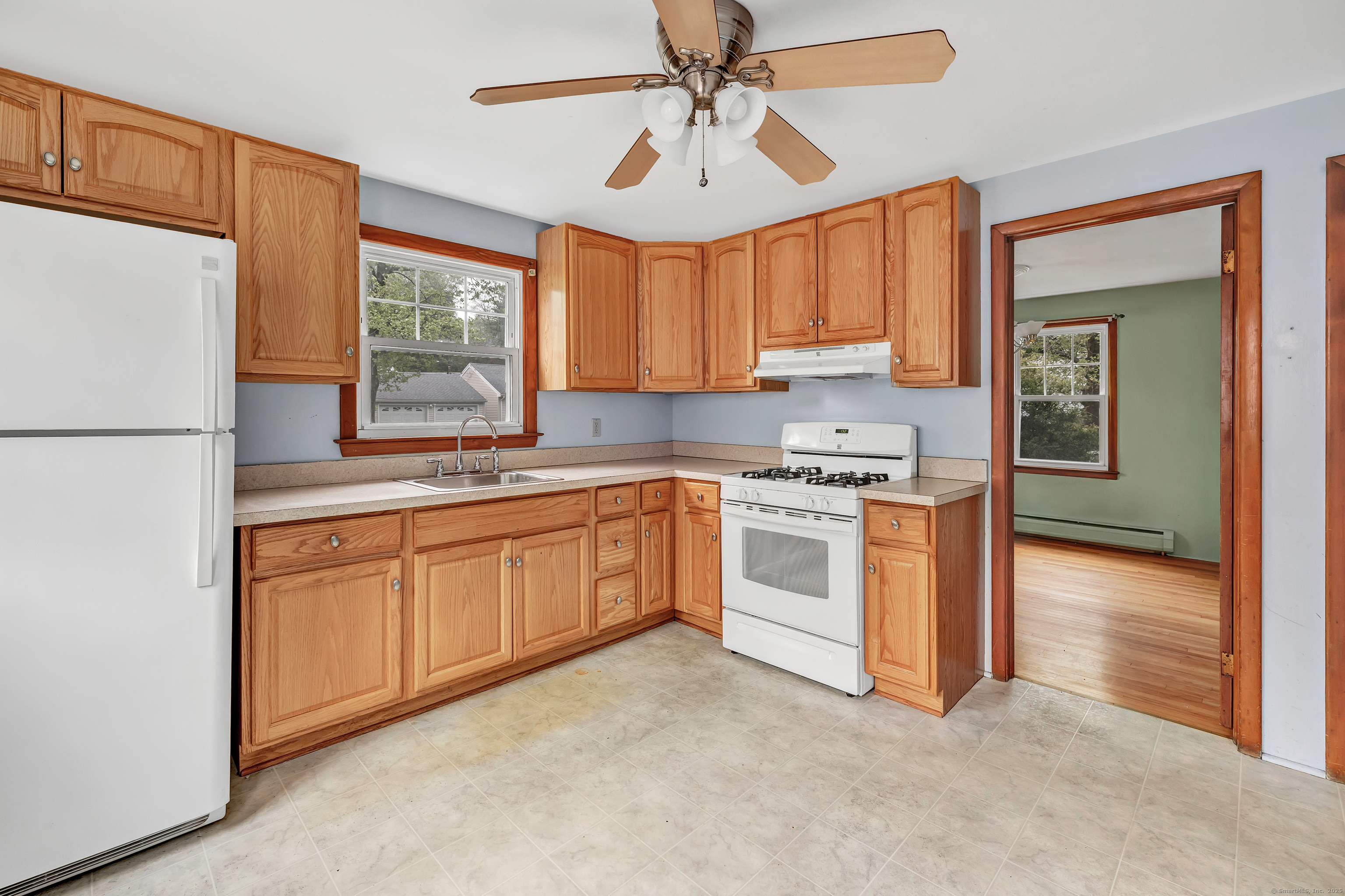 135 Streckfus, Stratford, Connecticut 06614