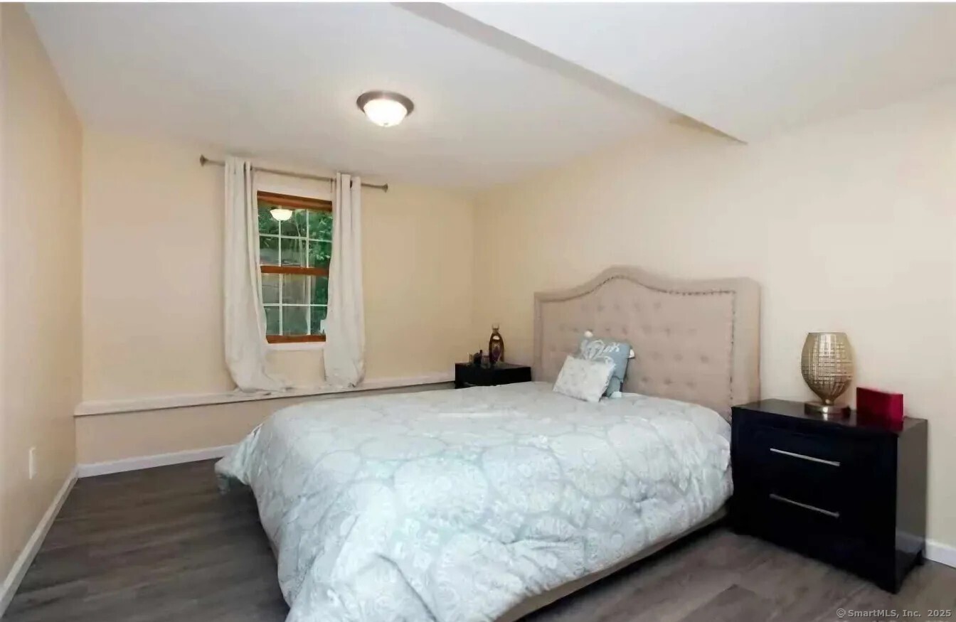 6 Chatterton, Hamden, Connecticut 06518