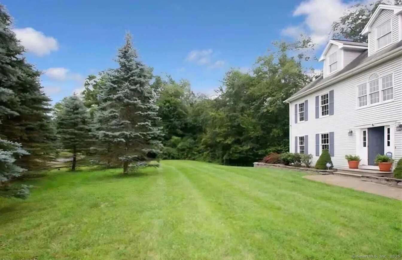 6 Chatterton, Hamden, Connecticut 06518